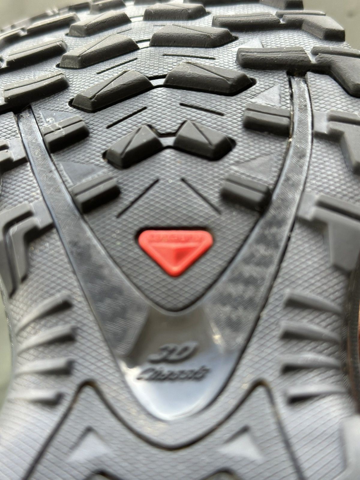 Salomon Salomon XA PRO 3D Gore-Tex, unisex Trail hiking, Waterproof Size US 8.5 / IT 38.5 - 9 Thumbnail