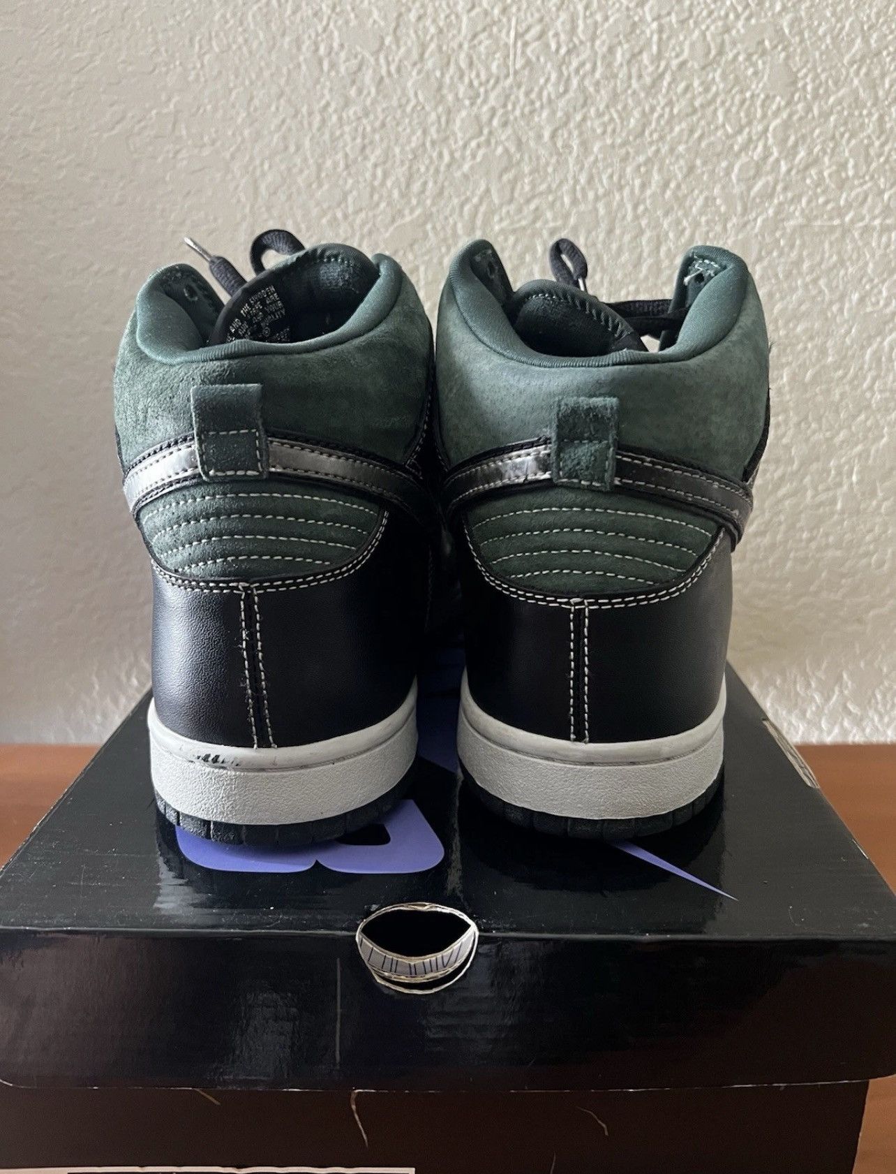 Nike SB 2007 Dunk High Pro Brut Gentlemen Pack Black Box 11.5 *FLAWS Size US 11.5 / EU 44-45 - 10 Thumbnail