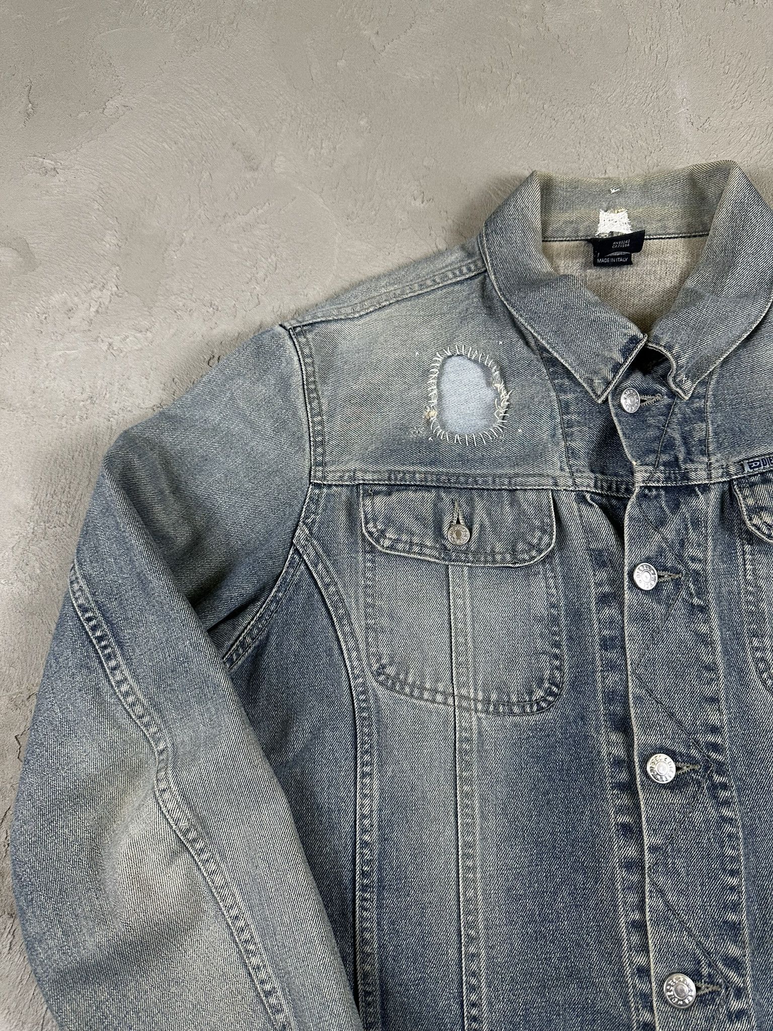 Diesel Vintage Y2k Diesel Faded Washed Denim Trucker Jacket 00s Size US M / EU 48-50 / 2 - 5 Thumbnail