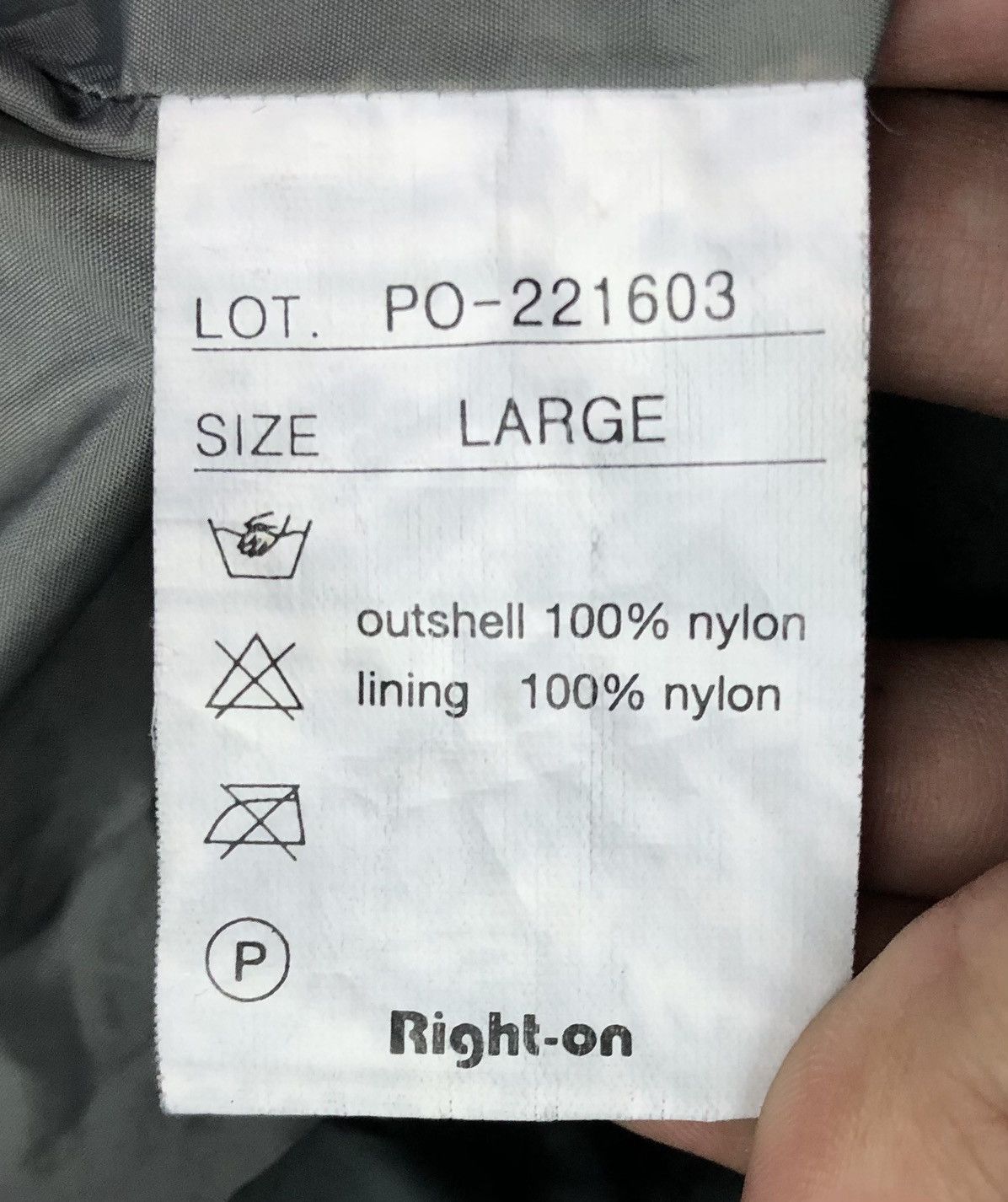 Vintage Pointer Brand Pertex Fabrics Nylon Jacket Hoodie
