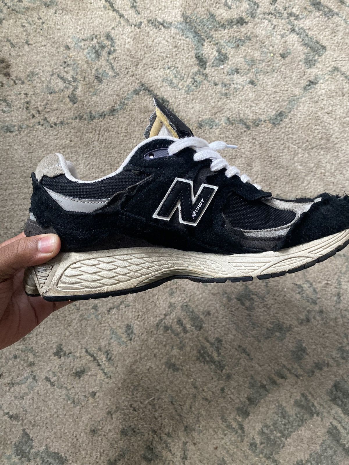 New Balance Black 2002r Protection Pack Size US 10.5 / EU 43-44 - 2 Thumbnail