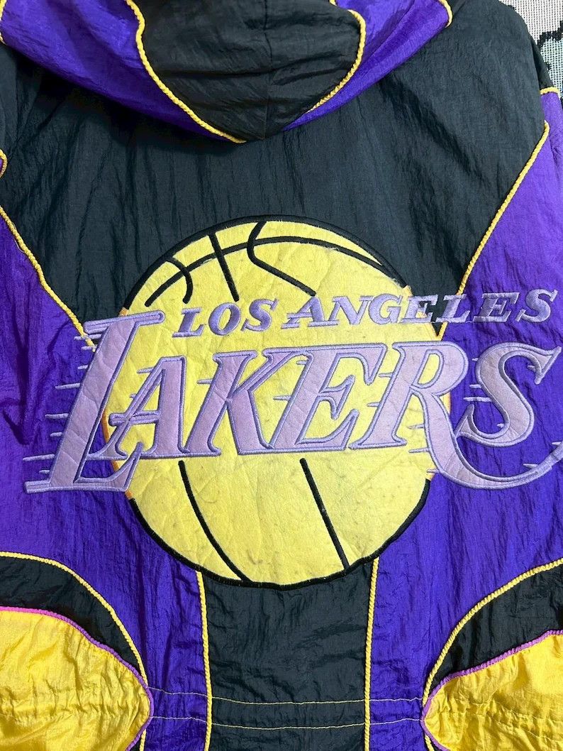 NBA Vintage 90s Los Angeles Lakers Jacket size L Size US L / EU 52-54 / 3 - 3 Thumbnail