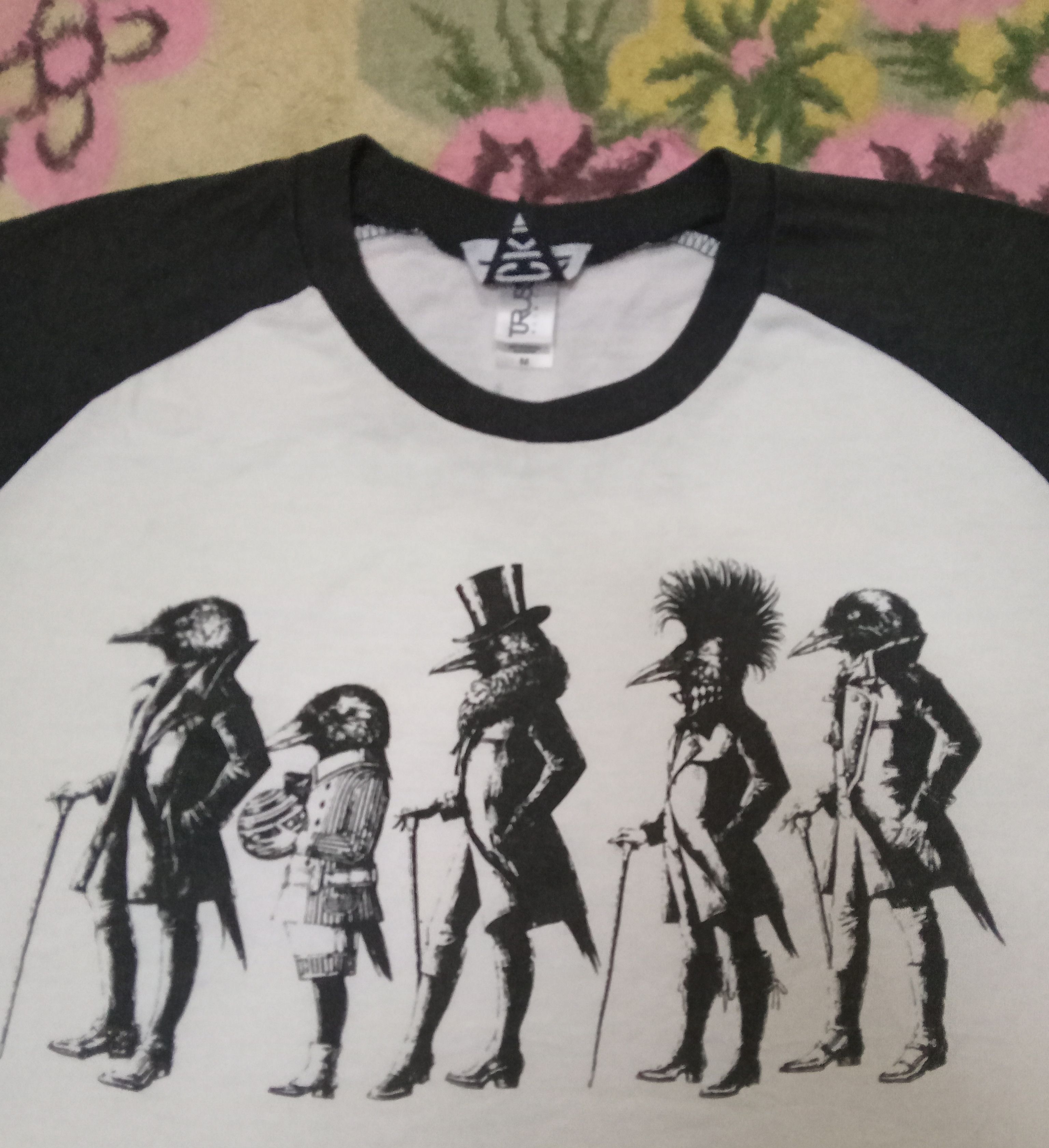 Band Tees Buck Tick The Day In Question 2015 Raglan/ Tri Quarter Shirt Size US M / EU 48-50 / 2 - 2 Thumbnail