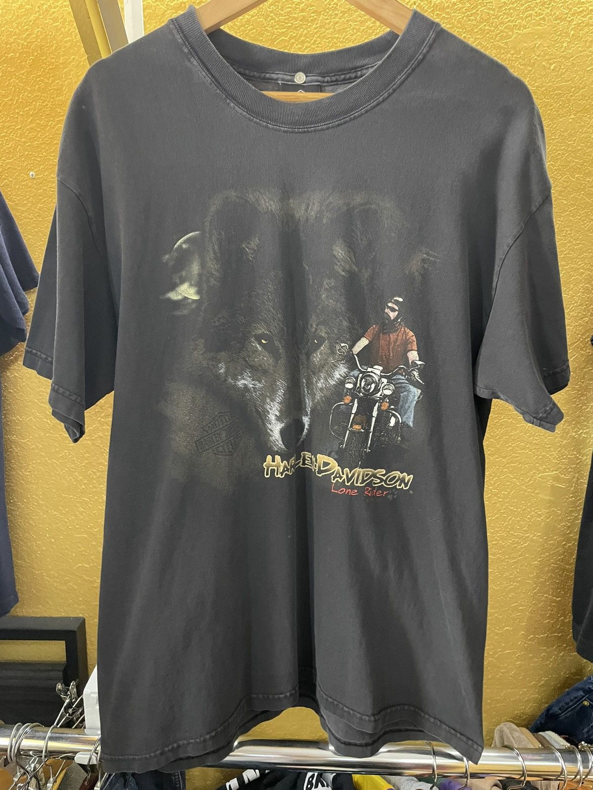 Harley Davidson × Vintage Vintage Harley Davidson Shirt Lone Wolf Monarch Orem Utah Size US L / EU 52-54 / 3 - 1 Thumbnail