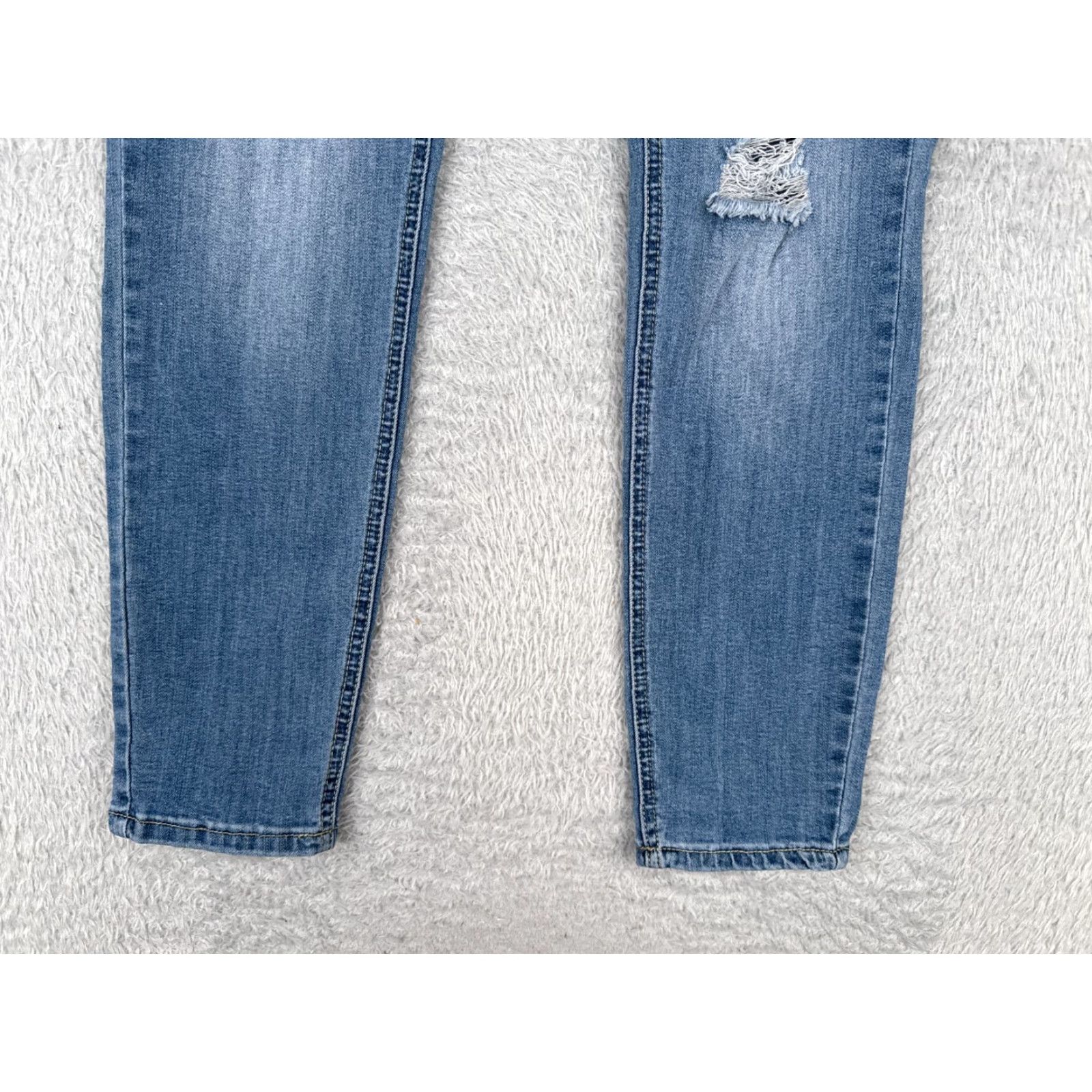 Vintage Kensie Jeans Womens Jeans 30 Blue Denim Distressed Ankle Mid Rise 30x27 Size 30" / US 8 / IT 44 - 2 Thumbnail