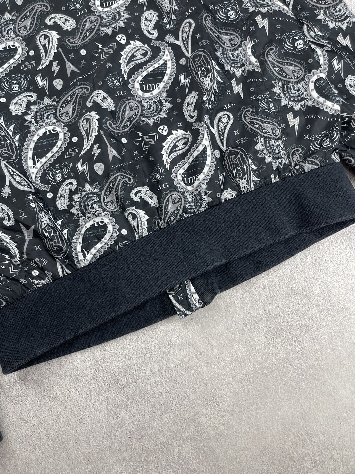 John Galliano John Galliano Kids Collection Paisley Nylon Jacket Size 16 Size US XS / EU 42 / 0 - 16 Thumbnail