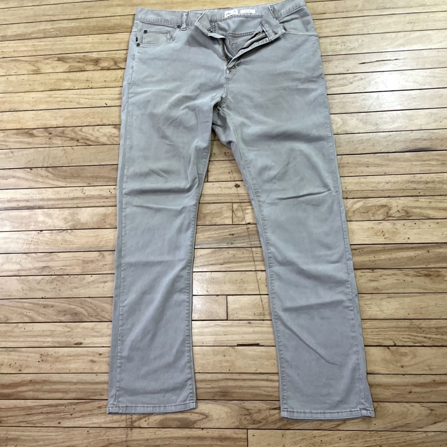 Rusty RUSTY Indi Slim Pants Men 36x32 Khaki Summer Lightweight 36W 32L Beige Slim Straight 90s Preppy Casual Workwear - Size US 36 / EU 52 - 3 Thumbnail