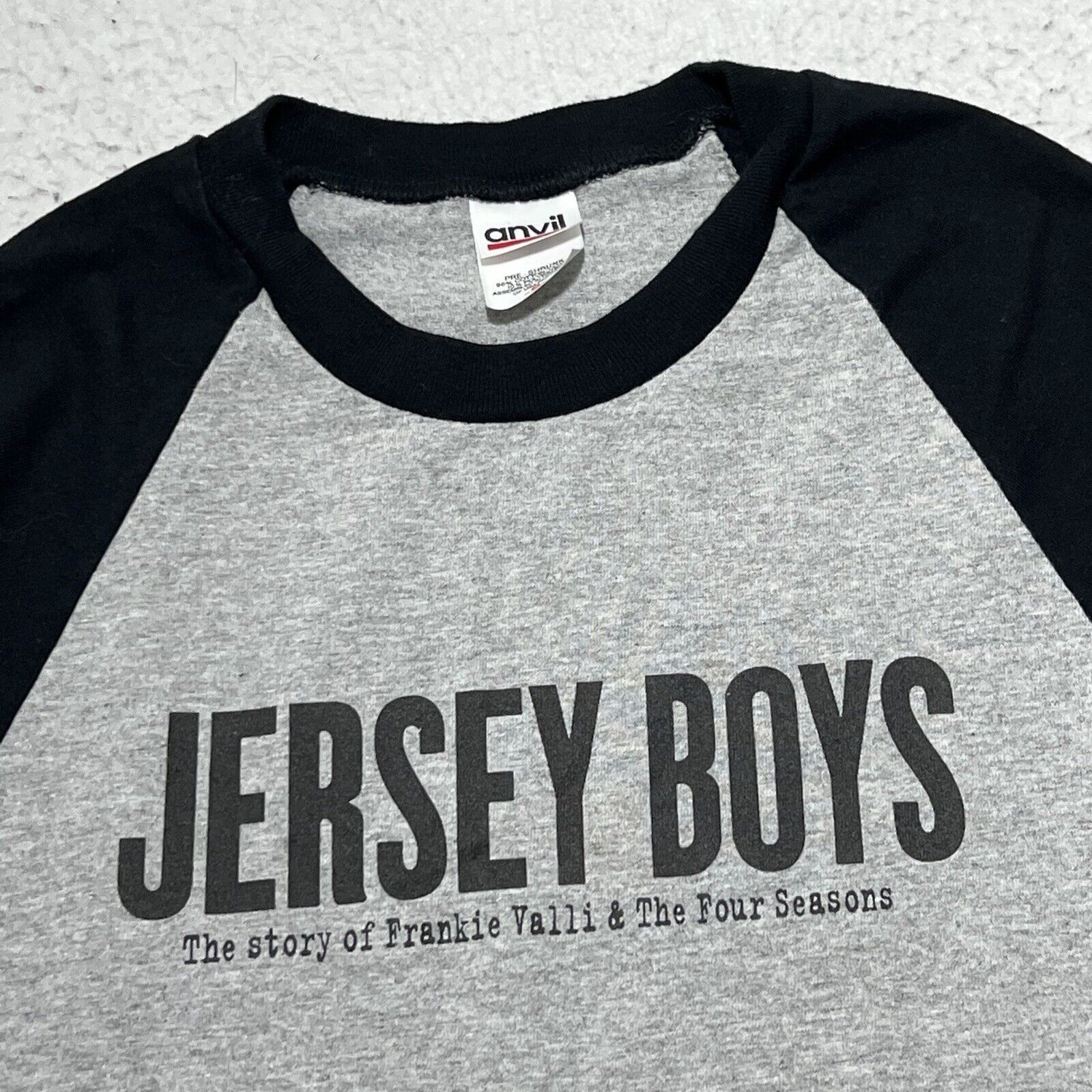 Anvil Vintage Jersey Boys Musical Movie 3/4 Sleeve Graphic T Shirt Size US S / EU 44-46 / 1 - 2 Thumbnail