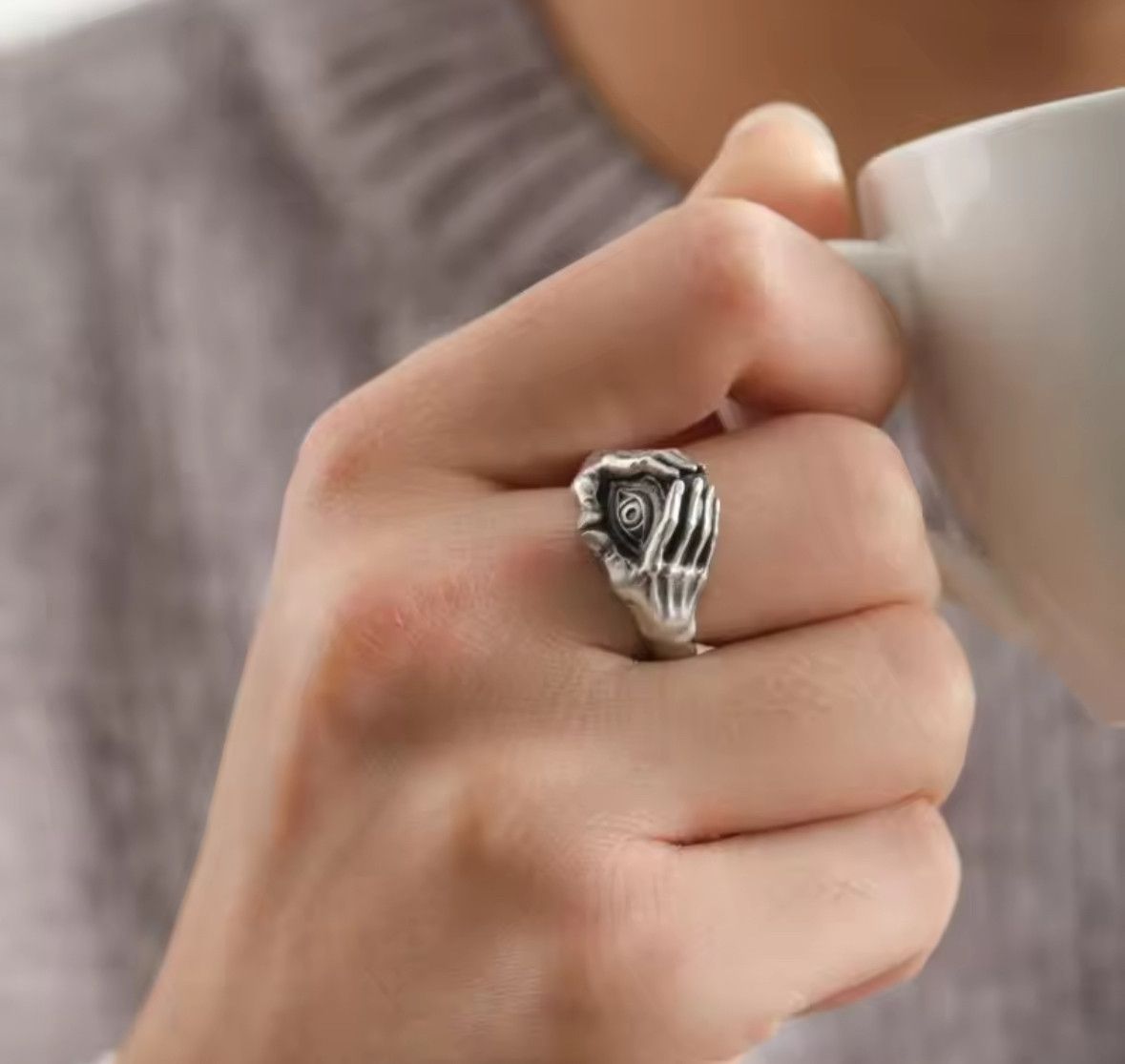 Japanese Brand Rare Retro Eclipsed Omnisigh Guardian Eye Hands Ring Size 10 Size ONE SIZE - 2 Thumbnail