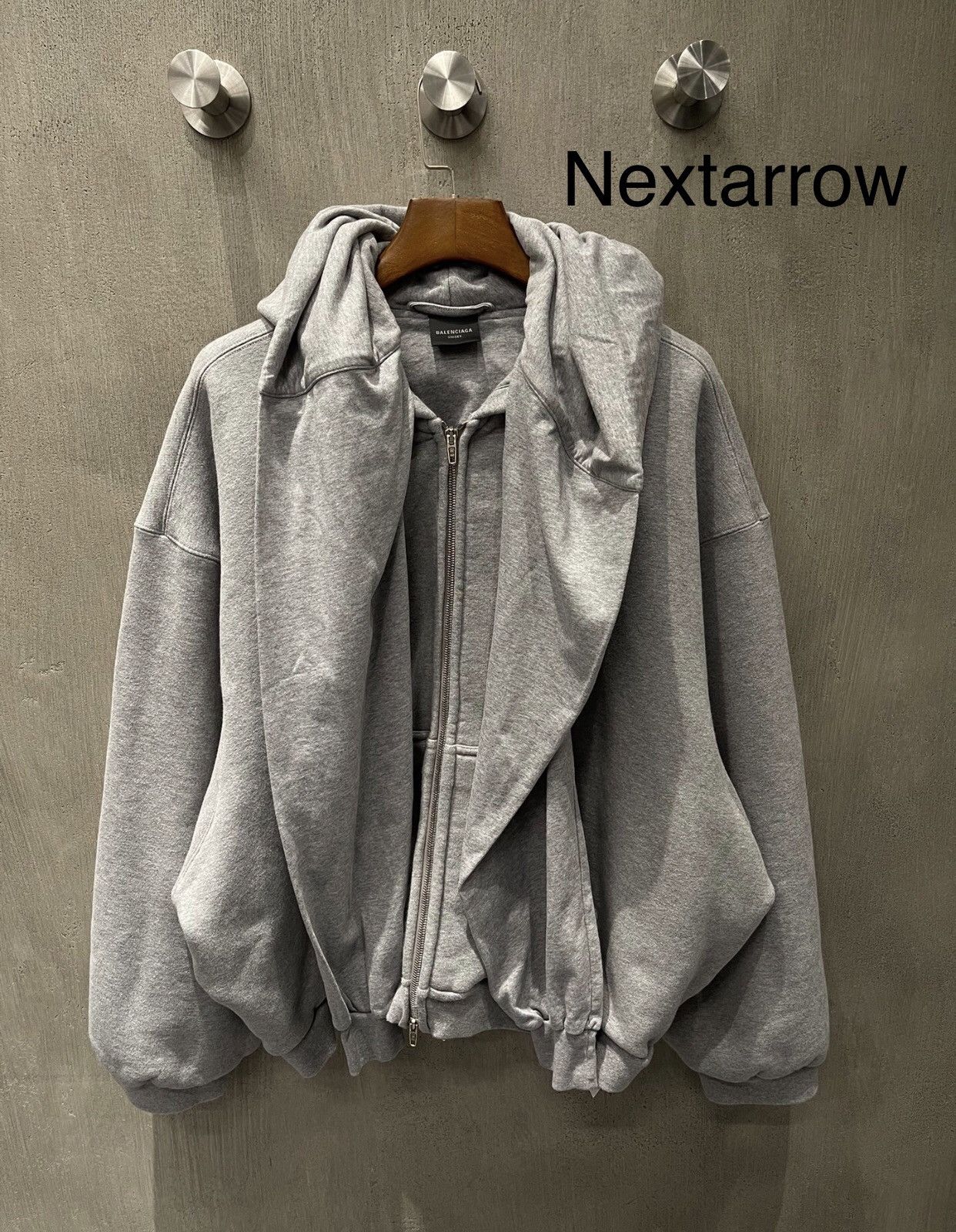 Balenciaga Balenciaga Show Four Sleeve Zipper Hoodie2411