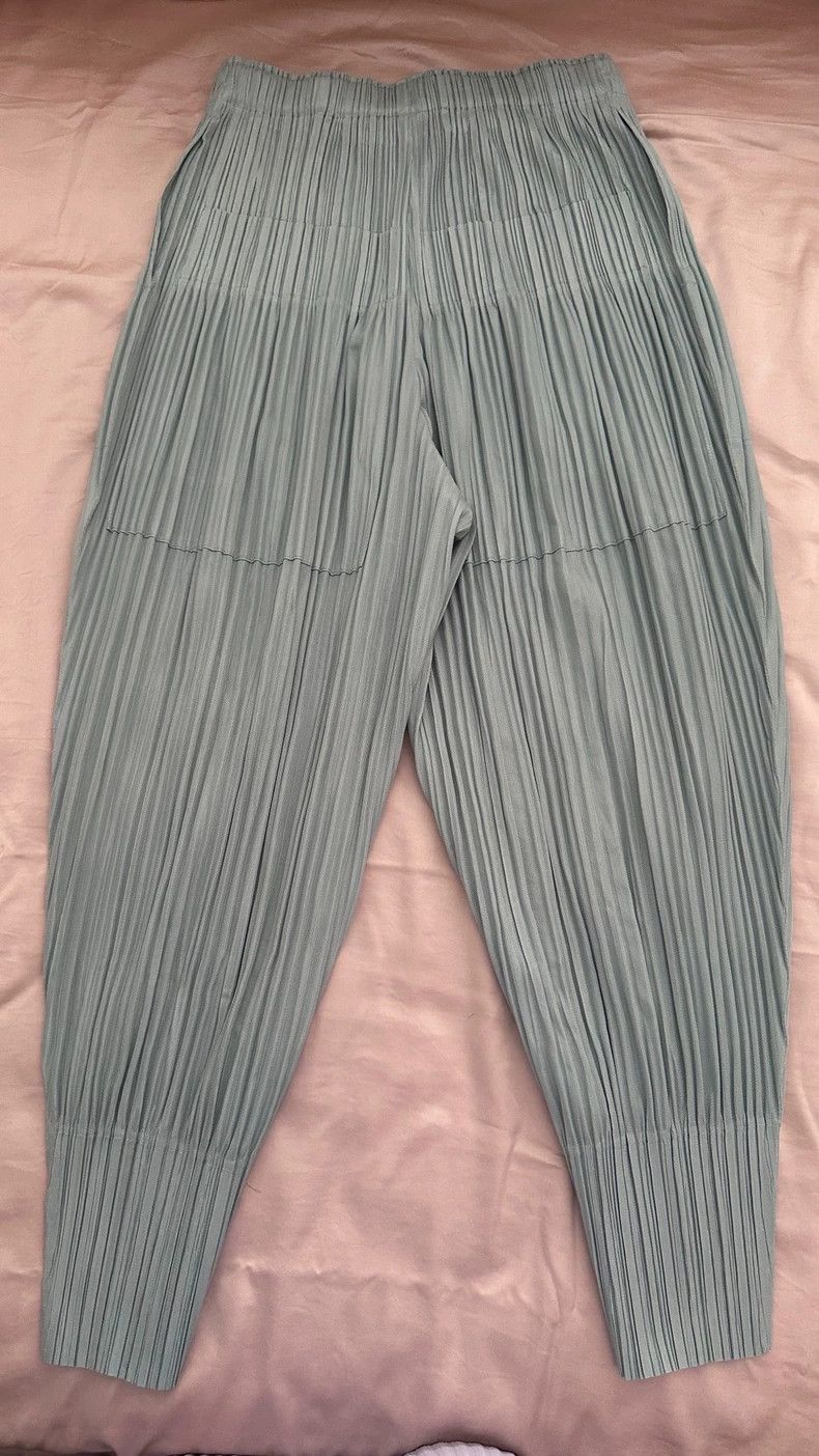 Issey Miyake Issey Miyake Green puff pants Size 42" / US 20 - 3 Thumbnail