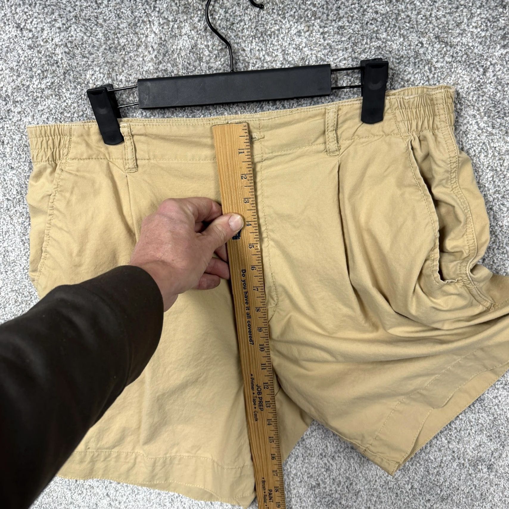 Dockers Dockers Mens Chino Shorts 34 Khaki Beig Elastic Waist Pleated 90s 7in Inseam Casual Travel | Vintage: No | Dockers Outlet Size US 34 / EU 50 - 6 Thumbnail