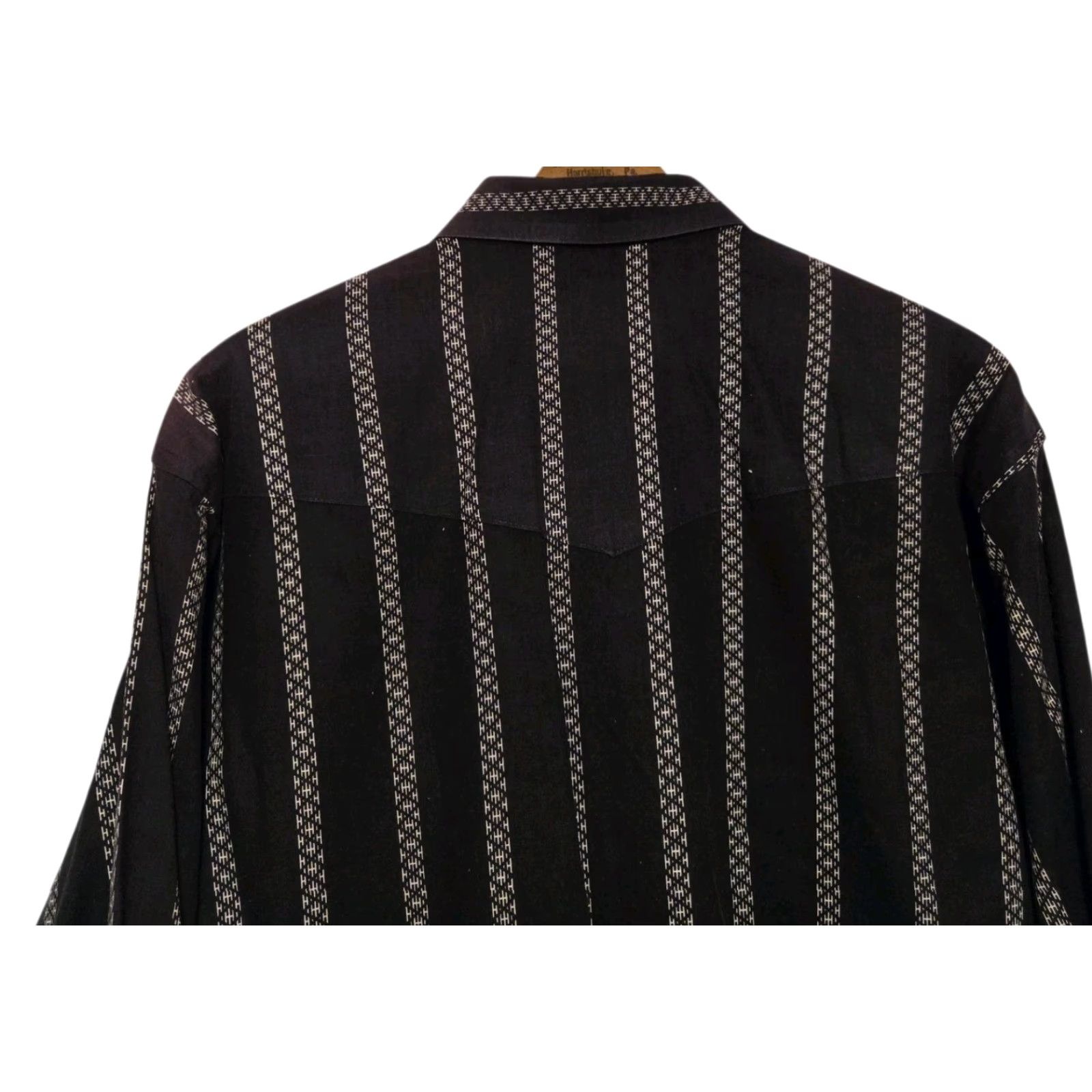 Wrangler VINTAGE Wrangler Western Shirt Mens M Black Striped Button-Up Long Sleeve Western 90s Cowboys Mens Size US M / EU 48-50 / 2 - 4 Thumbnail