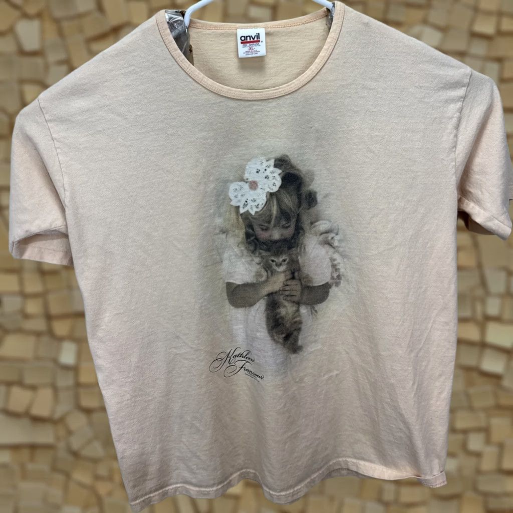 Anvil VINTAGE Kathleen Francour T Shirt Art Tee Women's XL Kitten Girl Peach Cat Flower Graphic Print Anvil Daisy Size XL / US 12-14 / IT 48-50 - 1 Thumbnail