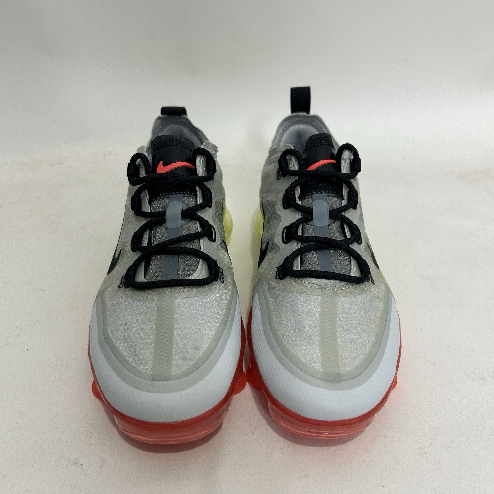 Nike Nike Air Vapormax 2019 GS “Platinum Grey Volt” Size US 6.5 / IT 36.5 - 2 Thumbnail