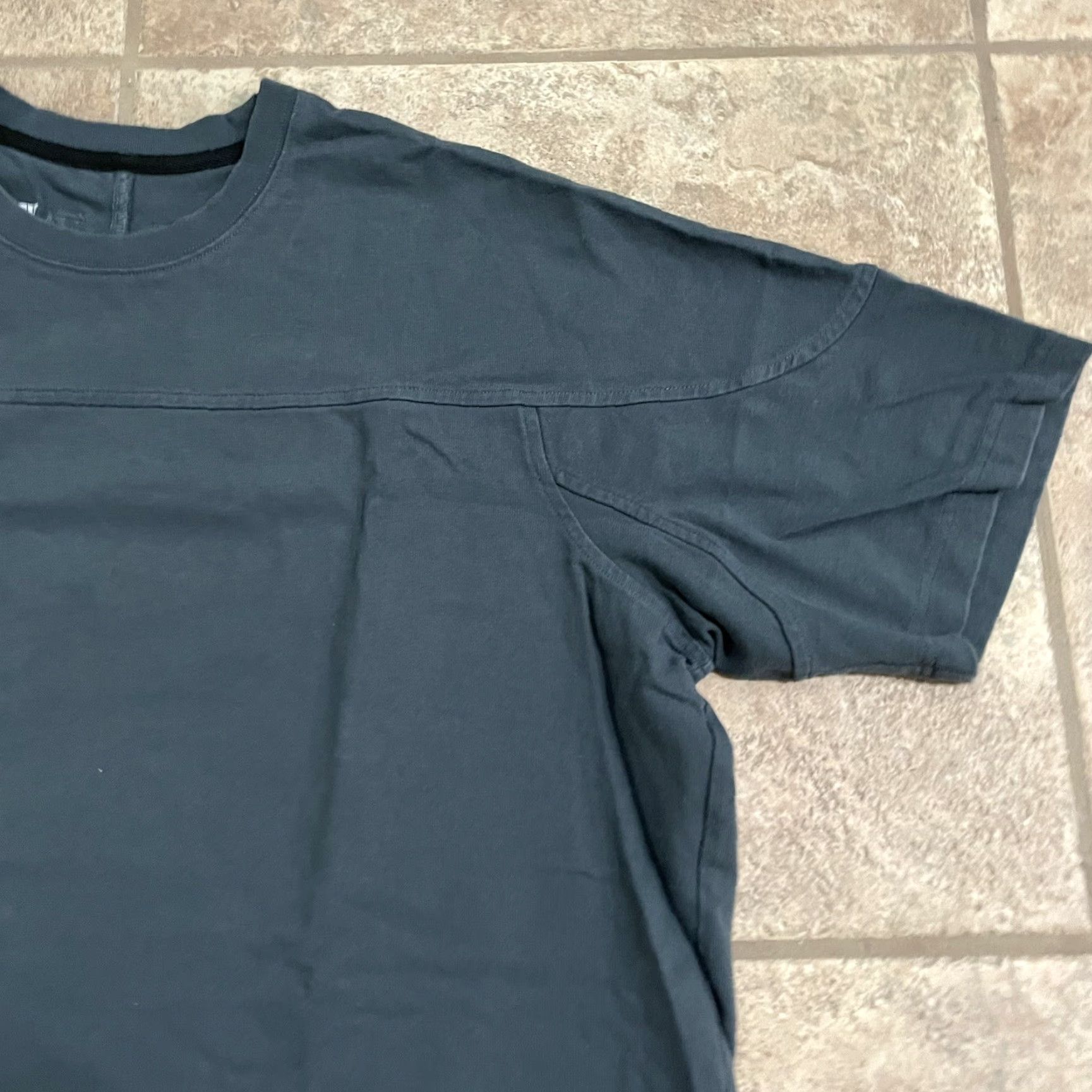 CO Duluth Trading Co 100% cotton blue thick Tee Mens XL T-Shirt Blue Cotton Men XL Size US XL / EU 56 / 4 - 2 Thumbnail