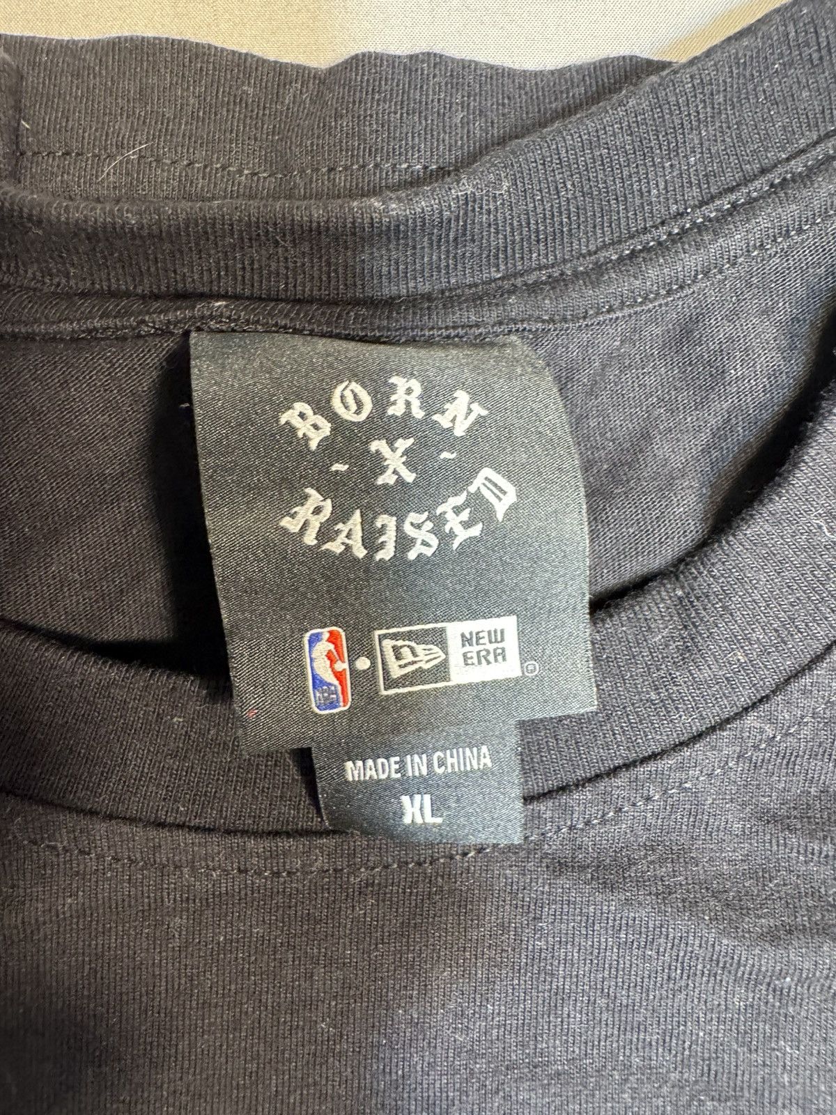 Born X Raised × New Era BORN X RAISED LAKERS SPRAY PAING LONG SLEEVE Size US XL / EU 56 / 4 - 6 Thumbnail