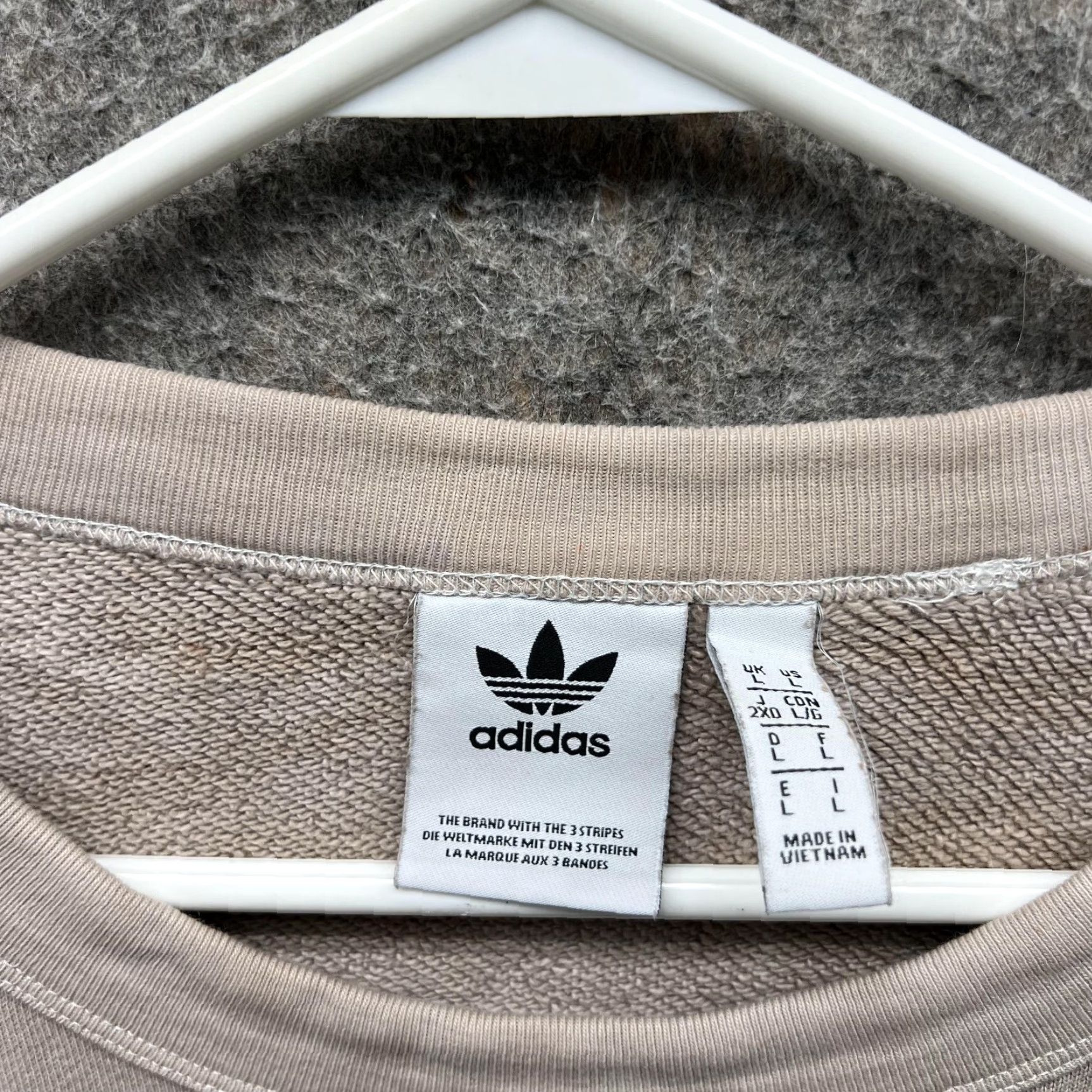 Adidas VINTAGE Adidas Sweater Women L Beige Crewneck Pullover Geometric Logo Casual Knit All Seasons -Mens? Size L / US 10 / IT 46 - 6 Thumbnail