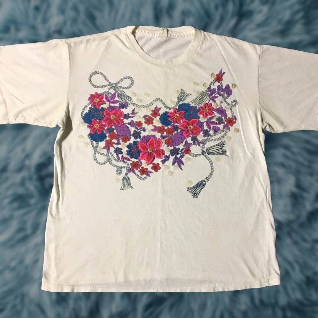 Vintage VINTAGE 90s Flower Art Faded Distress Shirt M USA Nature Beach Grunge Punk Rose 80s Mens Shirt M White Heart Art USA Flowers Vintage 90s Size US M / EU 48-50 / 2 - 1 Thumbnail