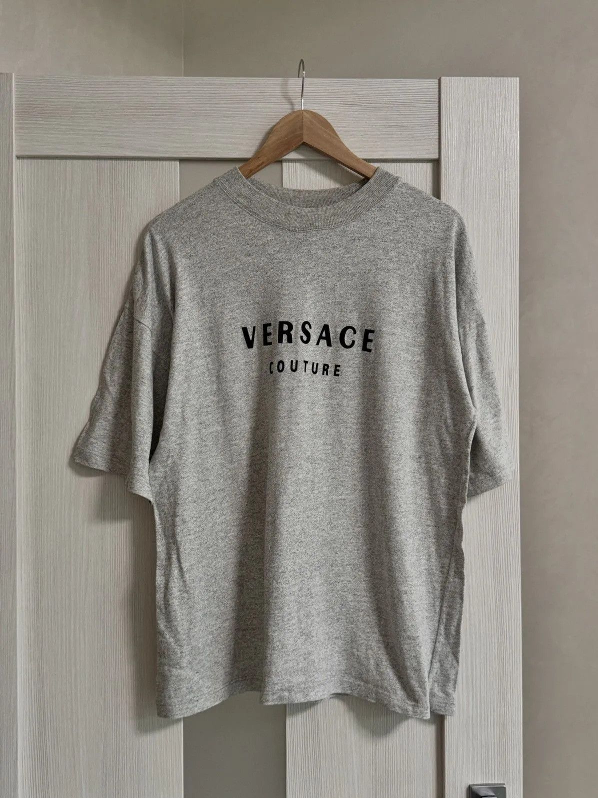 Versace Versace Jeans Couture Vintage tee t-shirt center logo Size US L / EU 52-54 / 3 - 3 Thumbnail