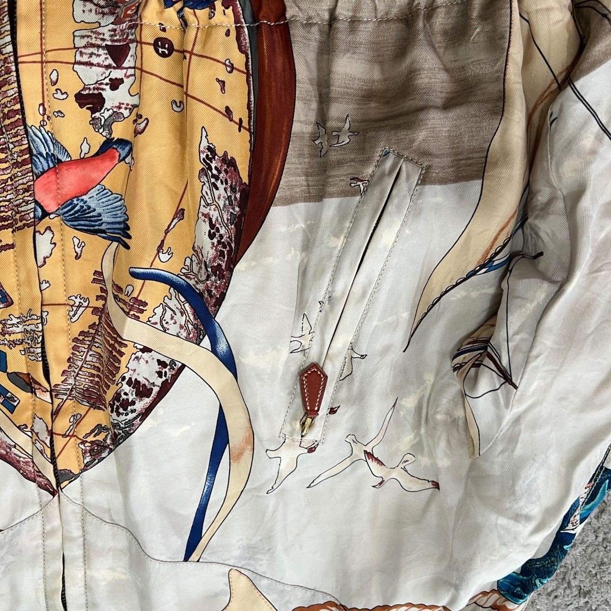 Hermes HERMES 90s MARGIELA Vintage Reversible Silk Jacket Size US XS / EU 42 / 0 - 4 Thumbnail