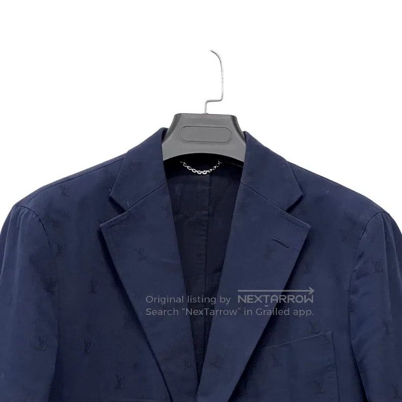 Louis Vuitton Louis Vuitton 24 Tyler Signature Navy Full Print blazer Size 54R - 4 Thumbnail