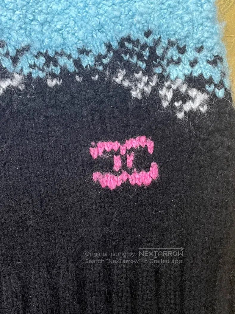 Chanel Chanel Ski series colour block cashmere sweater Size XS / US 0-2 / IT 36-38 - 2 Thumbnail