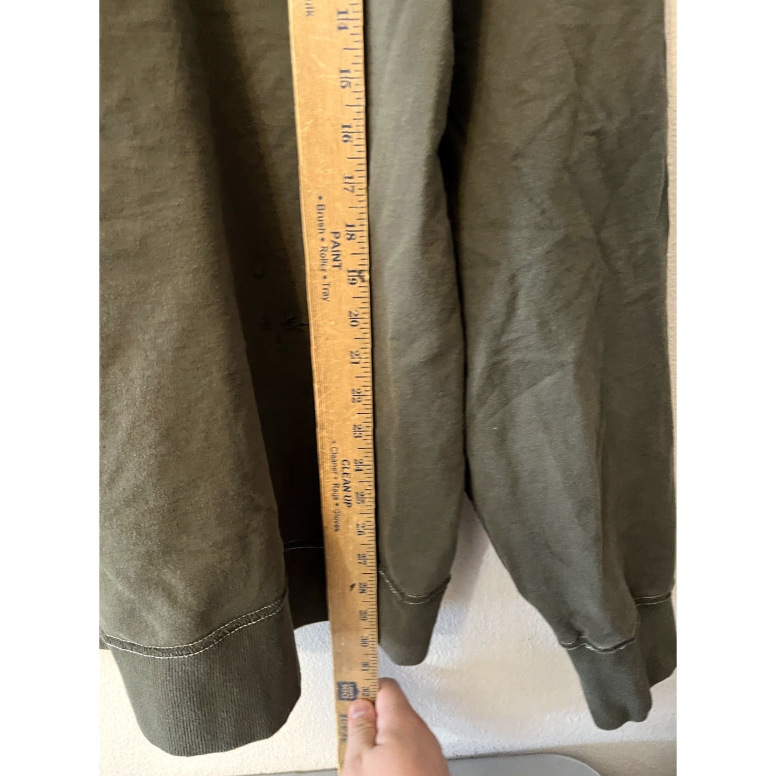 Izod IZOD Hoodie Men XL Green Relaxed Classic Henley Hooded Pockets Logo Shirt Sleeve Long Size US XL / EU 56 / 4 - 5 Thumbnail