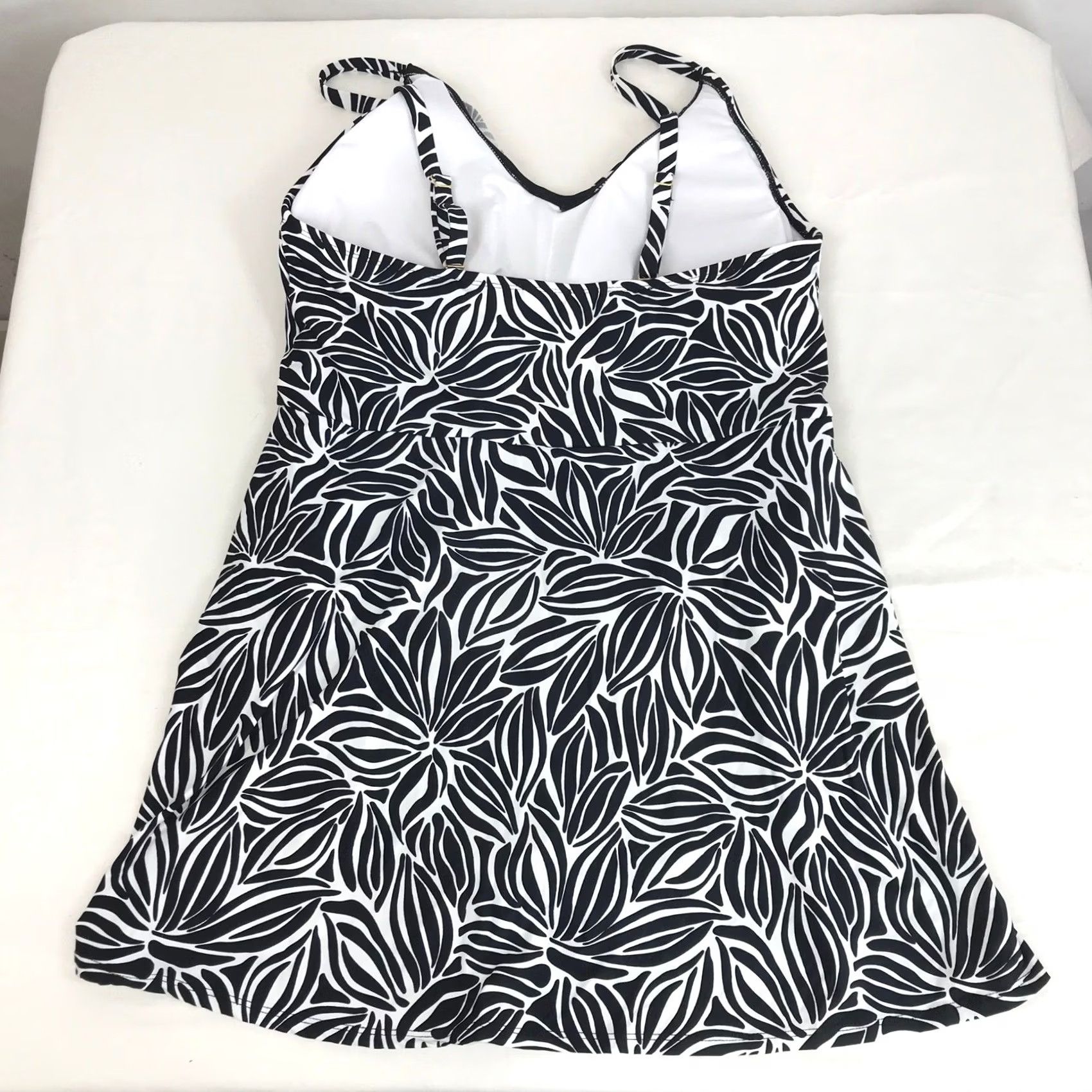 Lands' End VINTAGE: Lands End Womens XXL Black White Abstract Floral Surplice V-Neck Swim Dress Size 3XL / US 20-22 - 4 Thumbnail