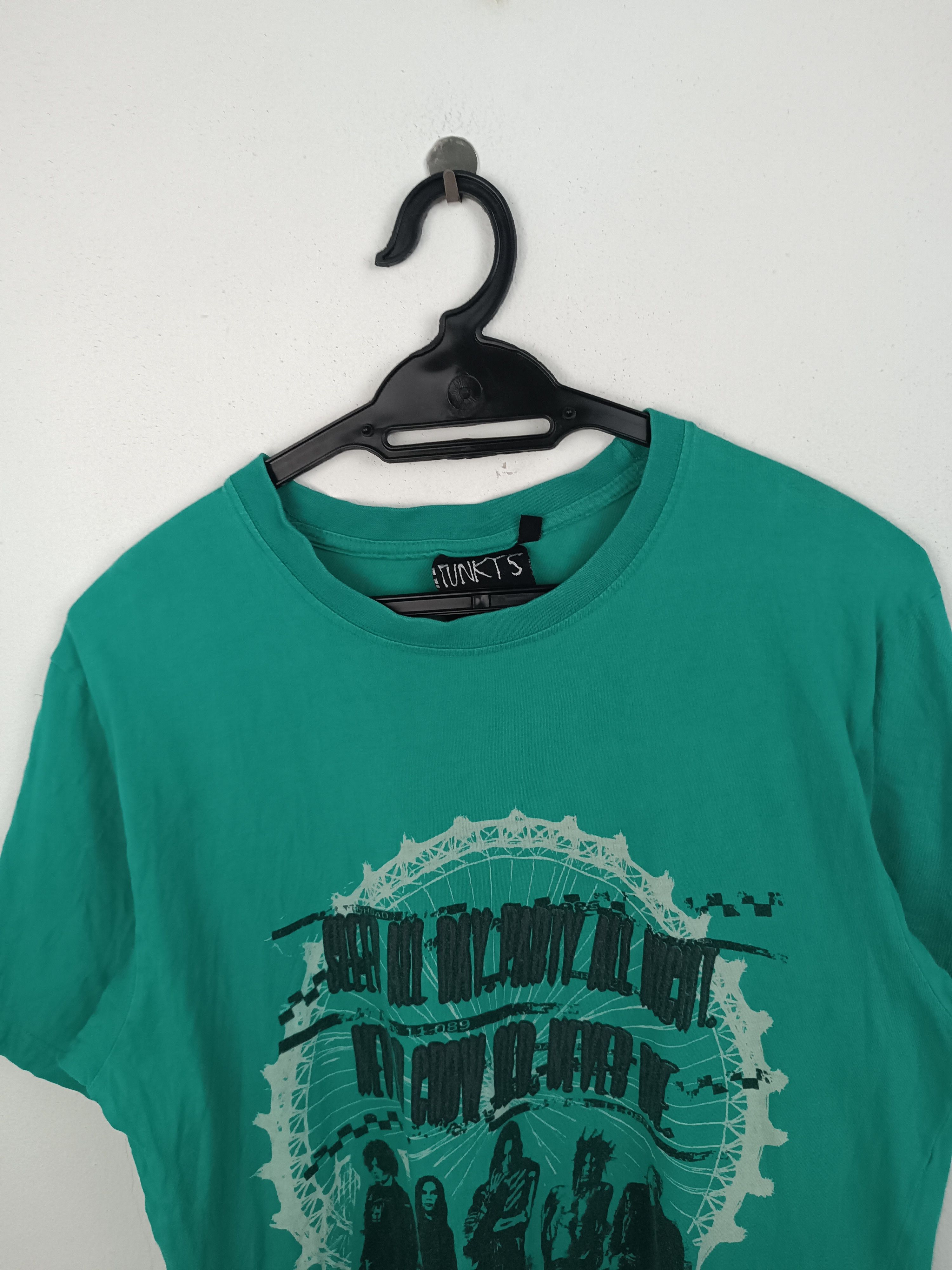 Vintage VINTAGE THE LOST BOYS HORROR COMEDY TEE fright night dark Size US M / EU 48-50 / 2 - 12 Thumbnail