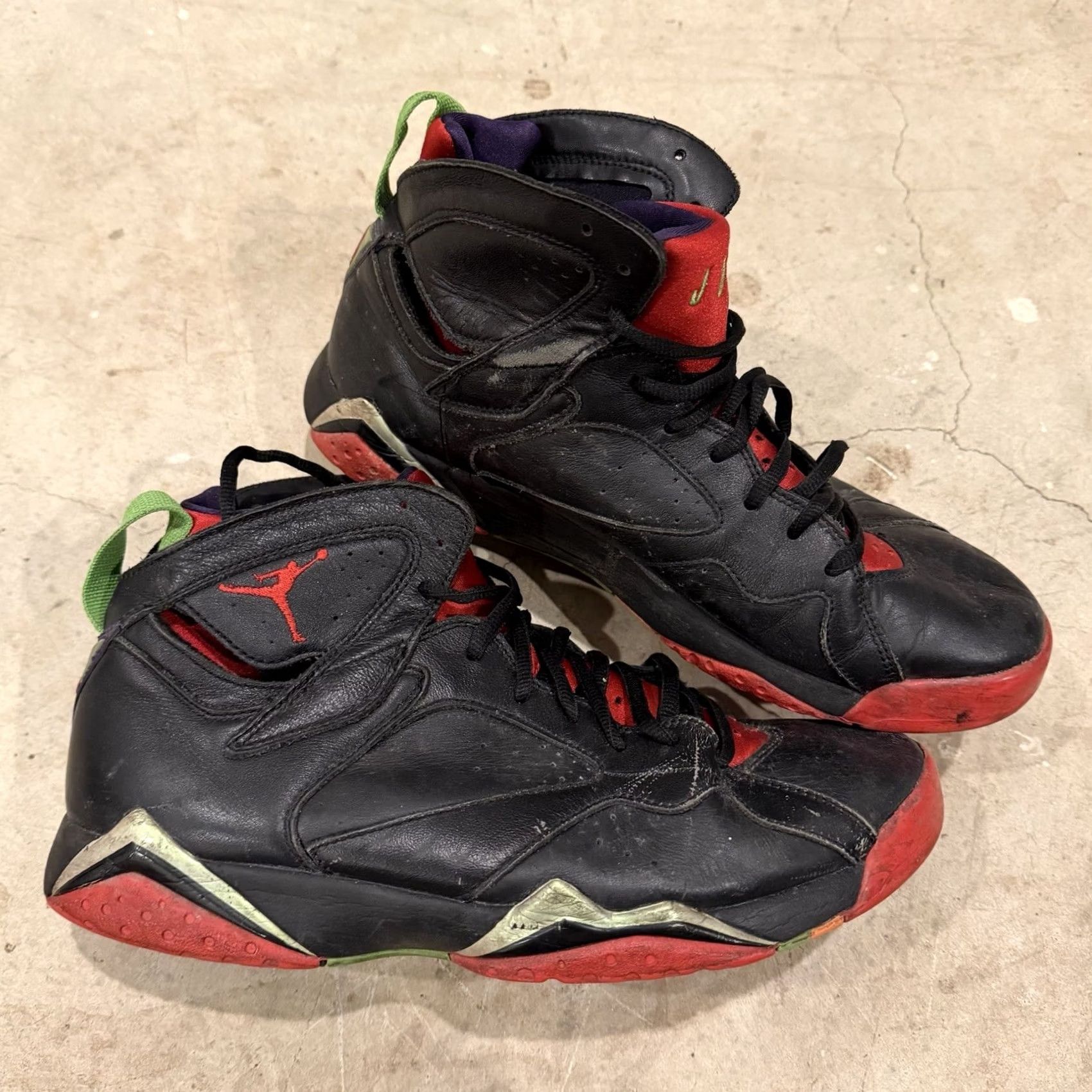 Jordan Brand Jordan 7 Retro Marvin the Martian 2015 Mens Size 10.5 US Used DISTRESSED Black Sneaker Jordan 7 Retro Marvin the Martian 2015 Mens Size 10.5 US Size US 10 / EU 43 - 2 Thumbnail