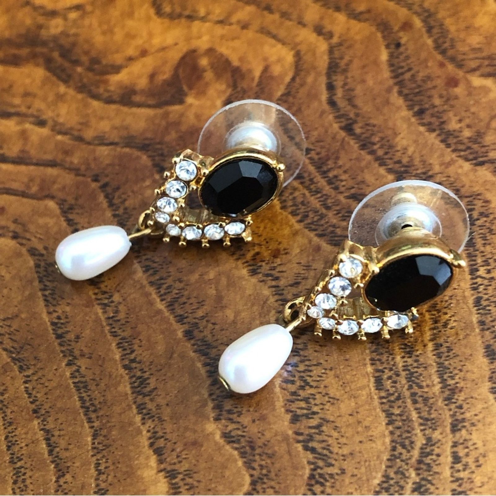 Vintage Vintage elegant faceted black stone pierced earrings Size ONE SIZE - 2 Thumbnail