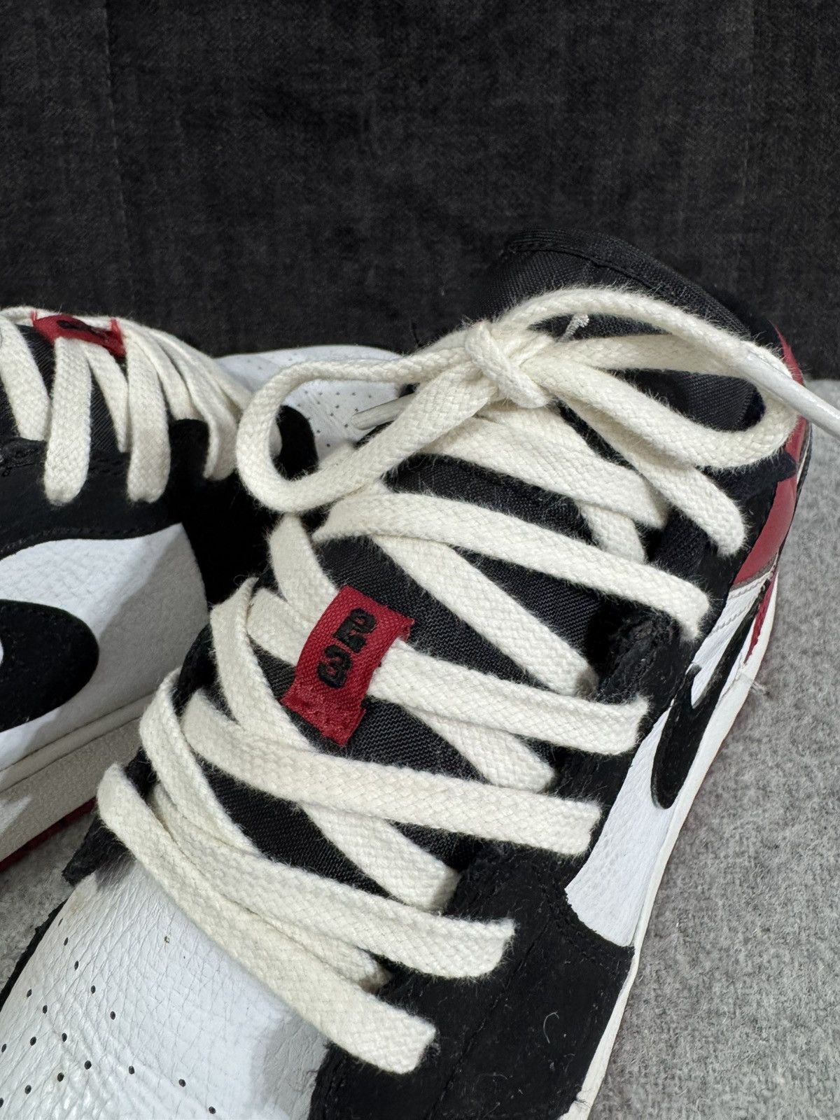 Nike Air Jordan 1 Low Black Toe Red White size 39 sneakers