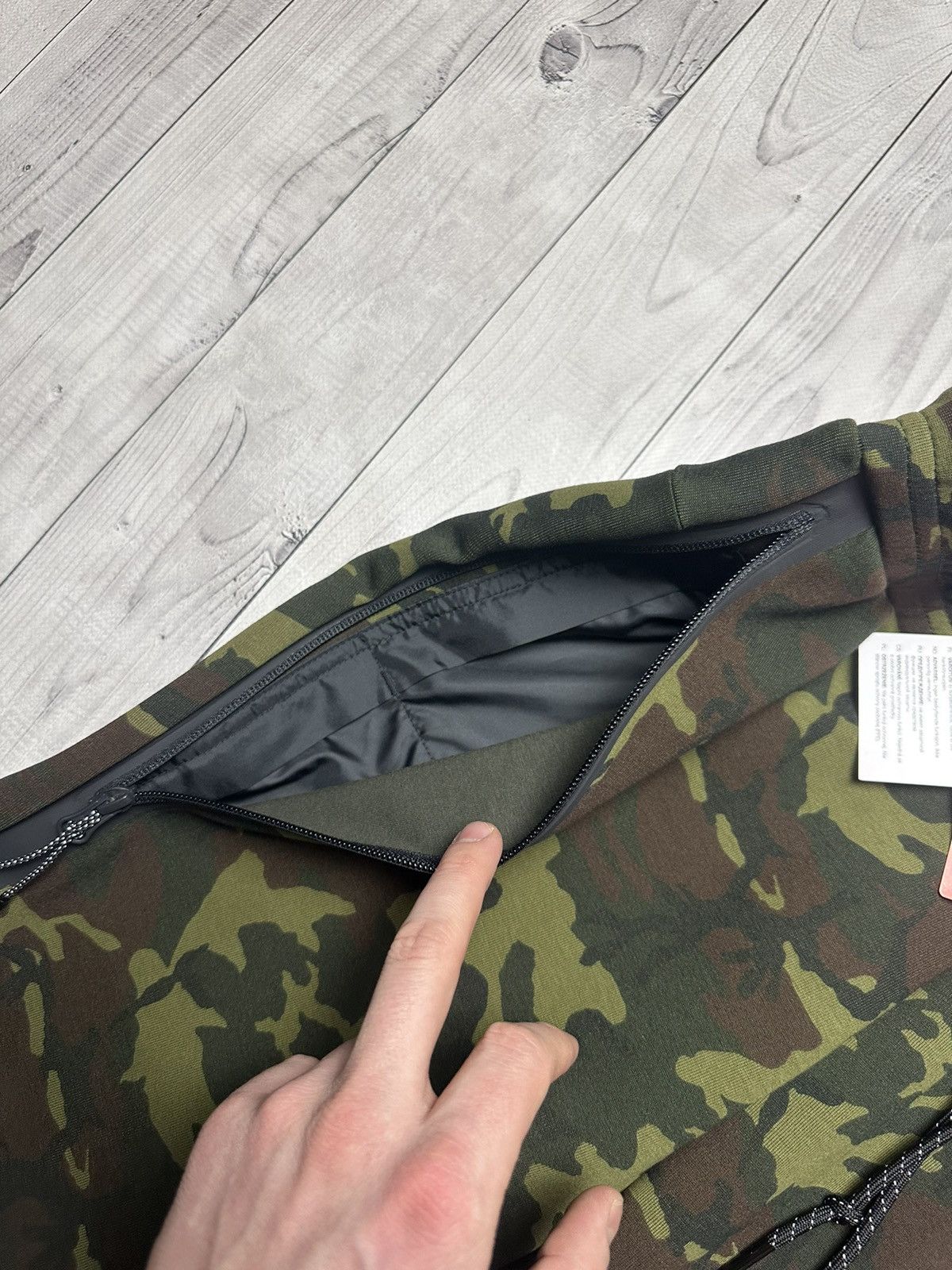 Other Vintage Nike Tech fleece Camo drill track suit size S Size US S / EU 44-46 / 1 - 9 Thumbnail