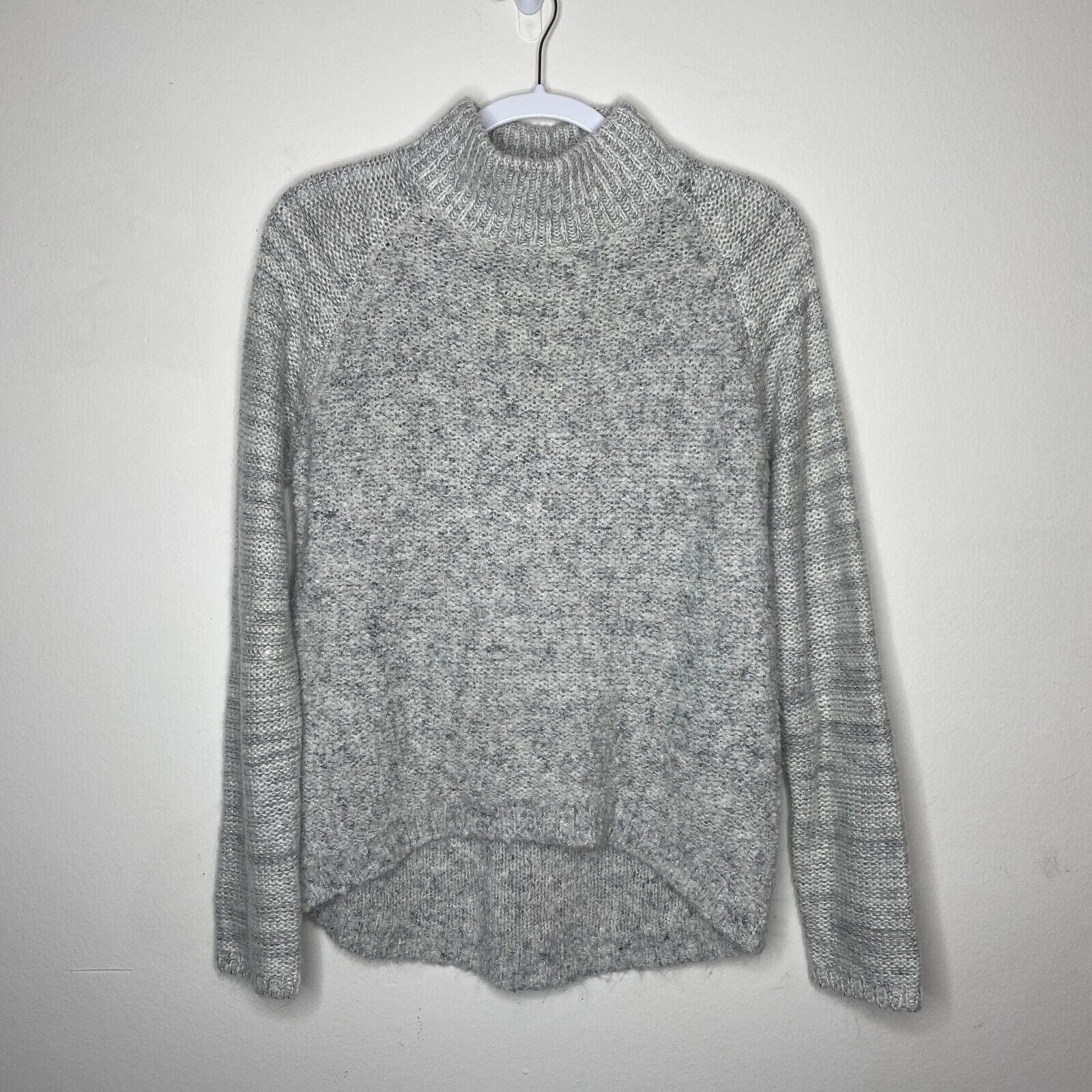 Other John + Jenn Gray Marled High-Low Mock Neck Sweater SP Size S / US 4 / IT 40 - 1 Thumbnail