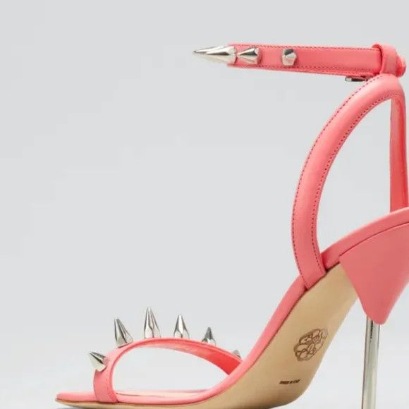 Alexander McQueen o1y0225 Sandals in Salmon Pink Size US 7.5 / IT 37.5 - 2 Thumbnail