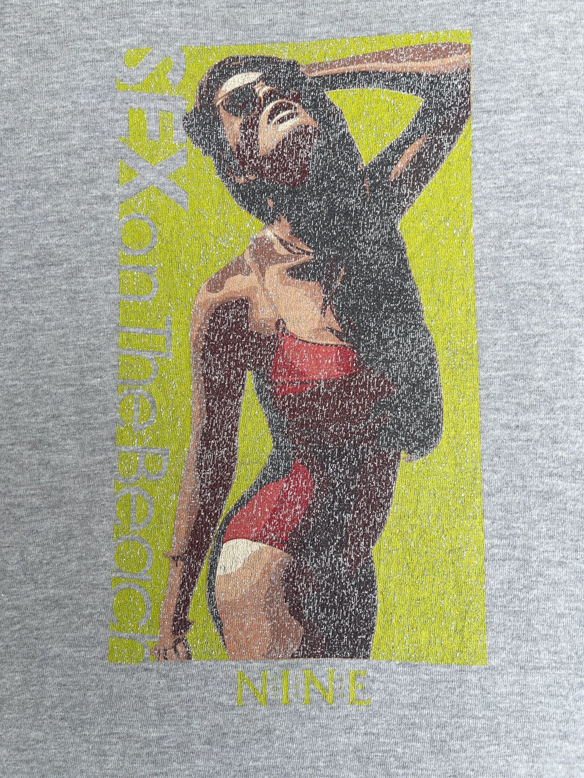 Hot Model Sex 🔥Rare🔥Vtg NRL Nine Rulaz Line Sexy Girl Model Tee Size US L / EU 52-54 / 3 - 3 Thumbnail