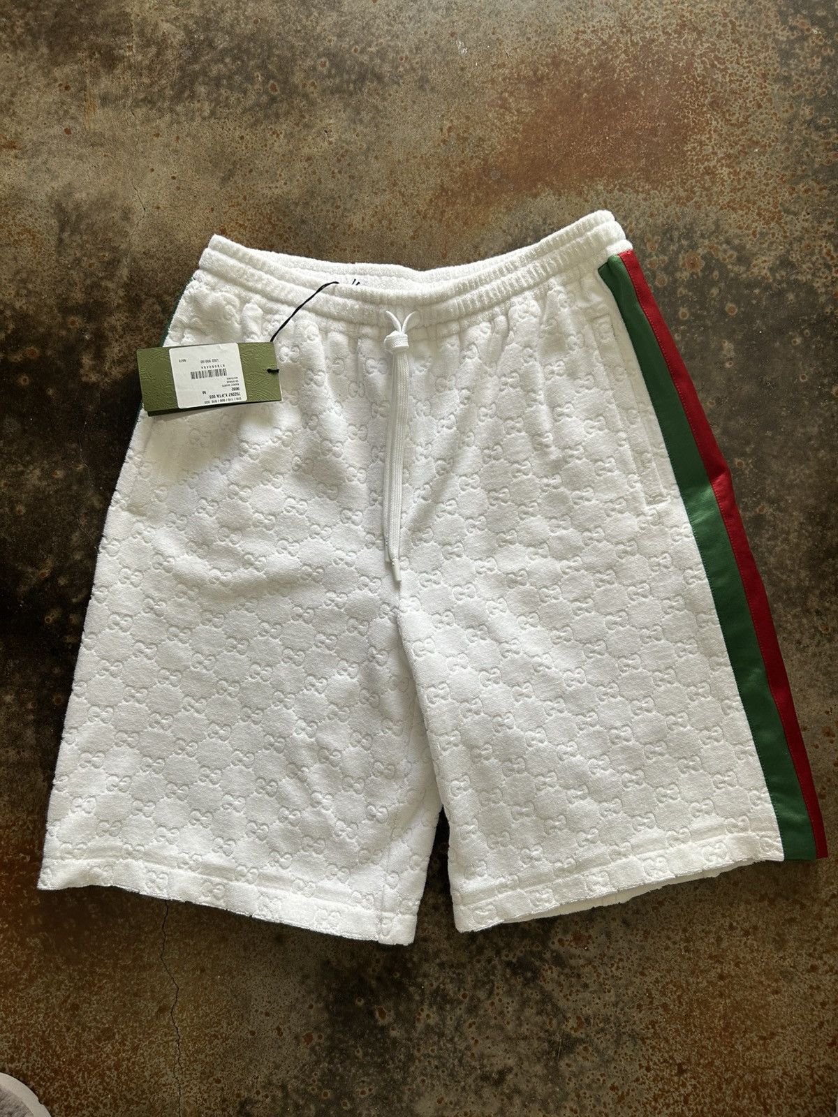Gucci Sponge set never worn
