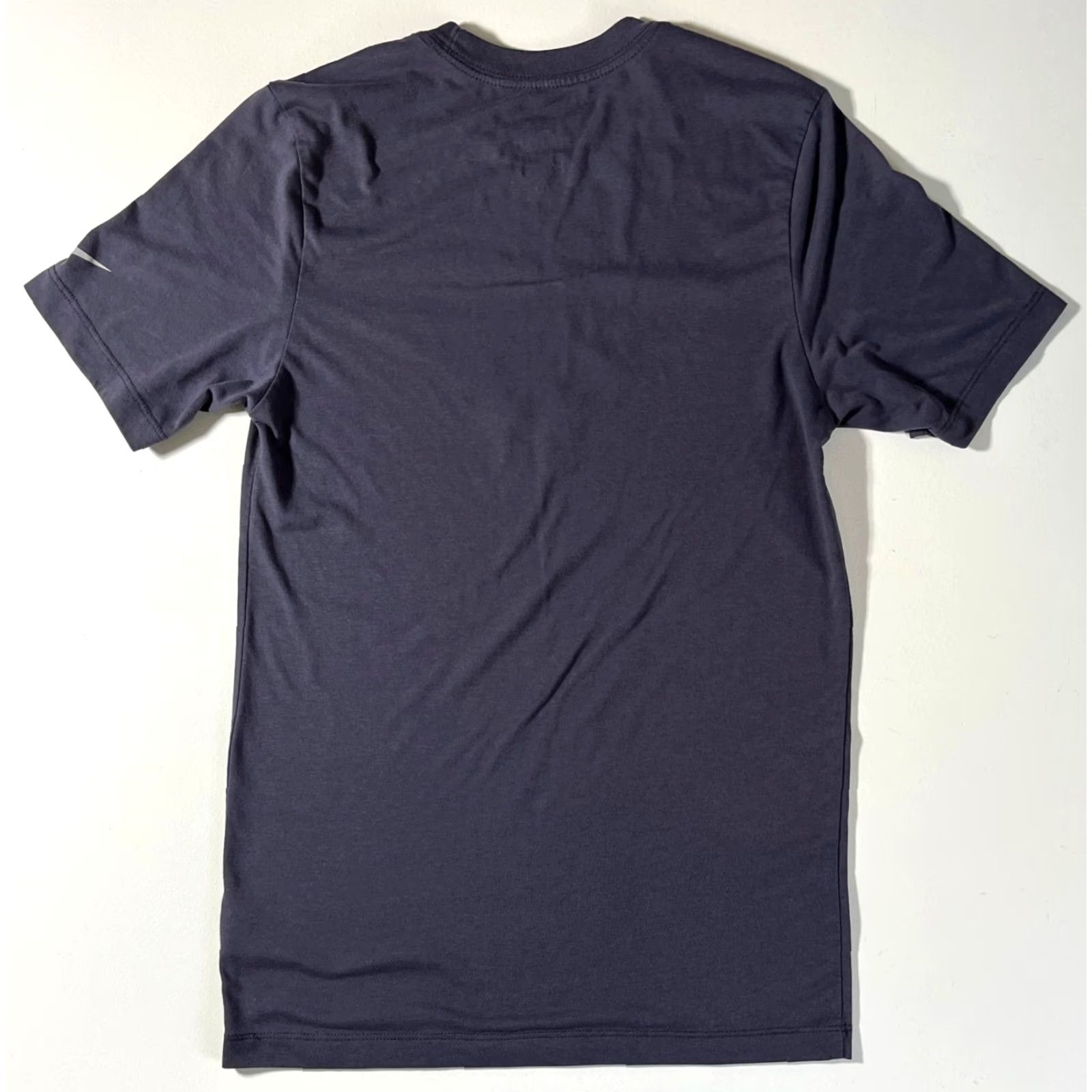 Nike VINTAGE Nike Rafa Nadal T-Shirt Men XS Gray Dri-Fit BV7022-015 Tennis Sports Shirts Mens Size US XS / EU 42 / 0 - 4 Thumbnail