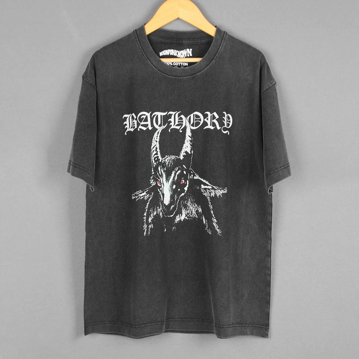 Other 80s Metal Goat Venom T-Shirt Size US XL / EU 56 / 4 - 1 Thumbnail
