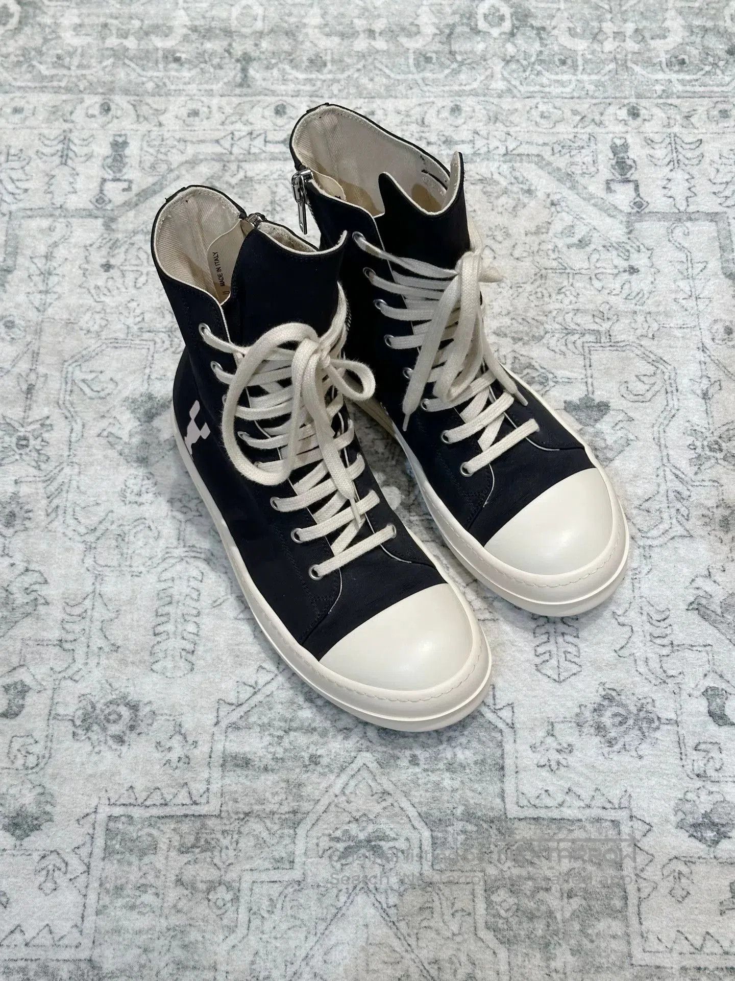 Rick Owens Drkshdw Rick Owens DRKSHDW High-Top Canvas Sneakers. Size US 7 / EU 40 - 1 Thumbnail