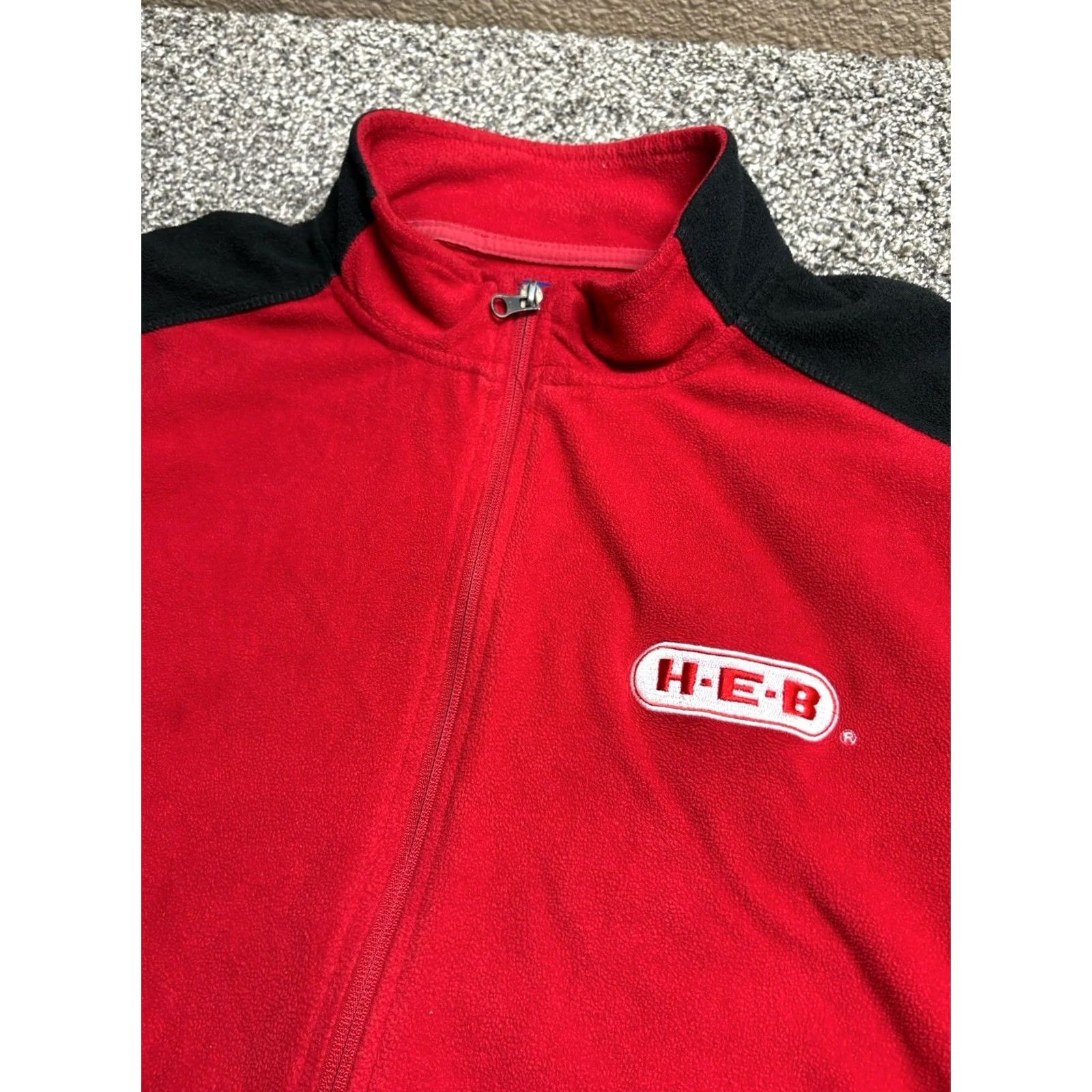 Vintage H-E-B Employee Fleece Jacket Red Full Zip Ukrop's Threads Large L Mens Shirt Jacket Size US L / EU 52-54 / 3 - 3 Thumbnail