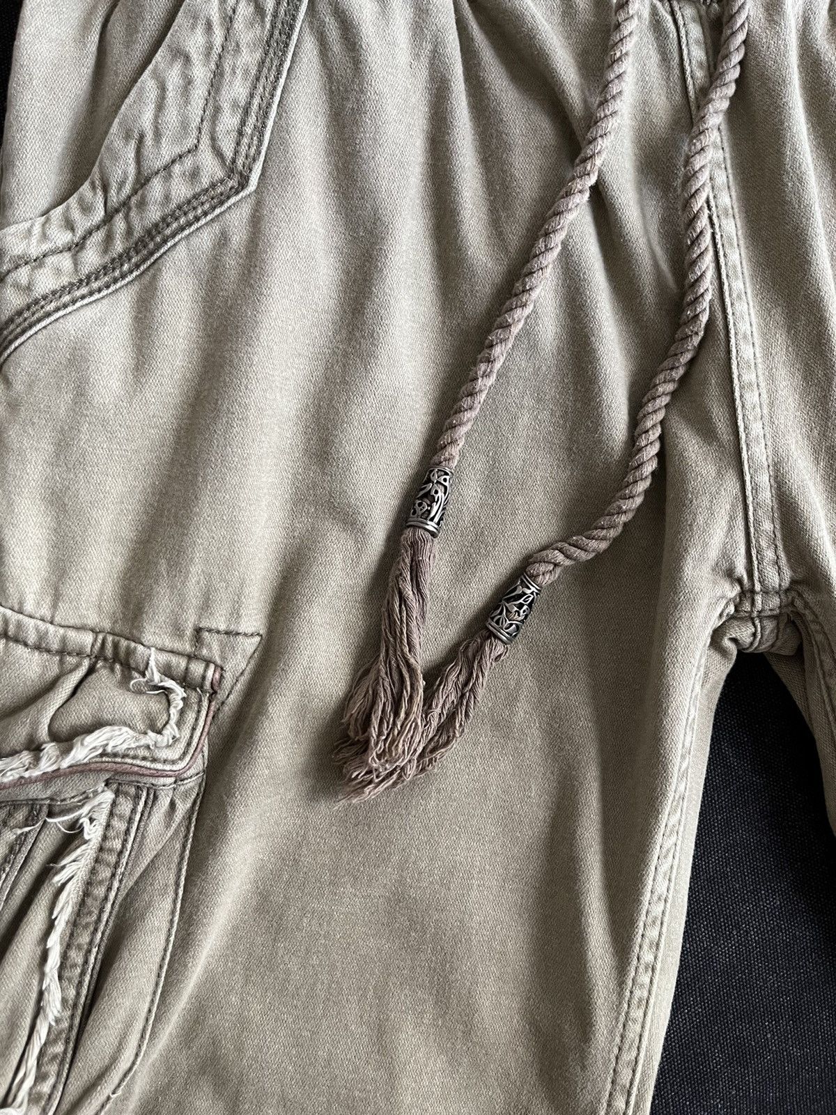 Japanese Brand G.O.A Japan vintage 3D pocket cargo pants Size US 32 / EU 48 - 4 Thumbnail