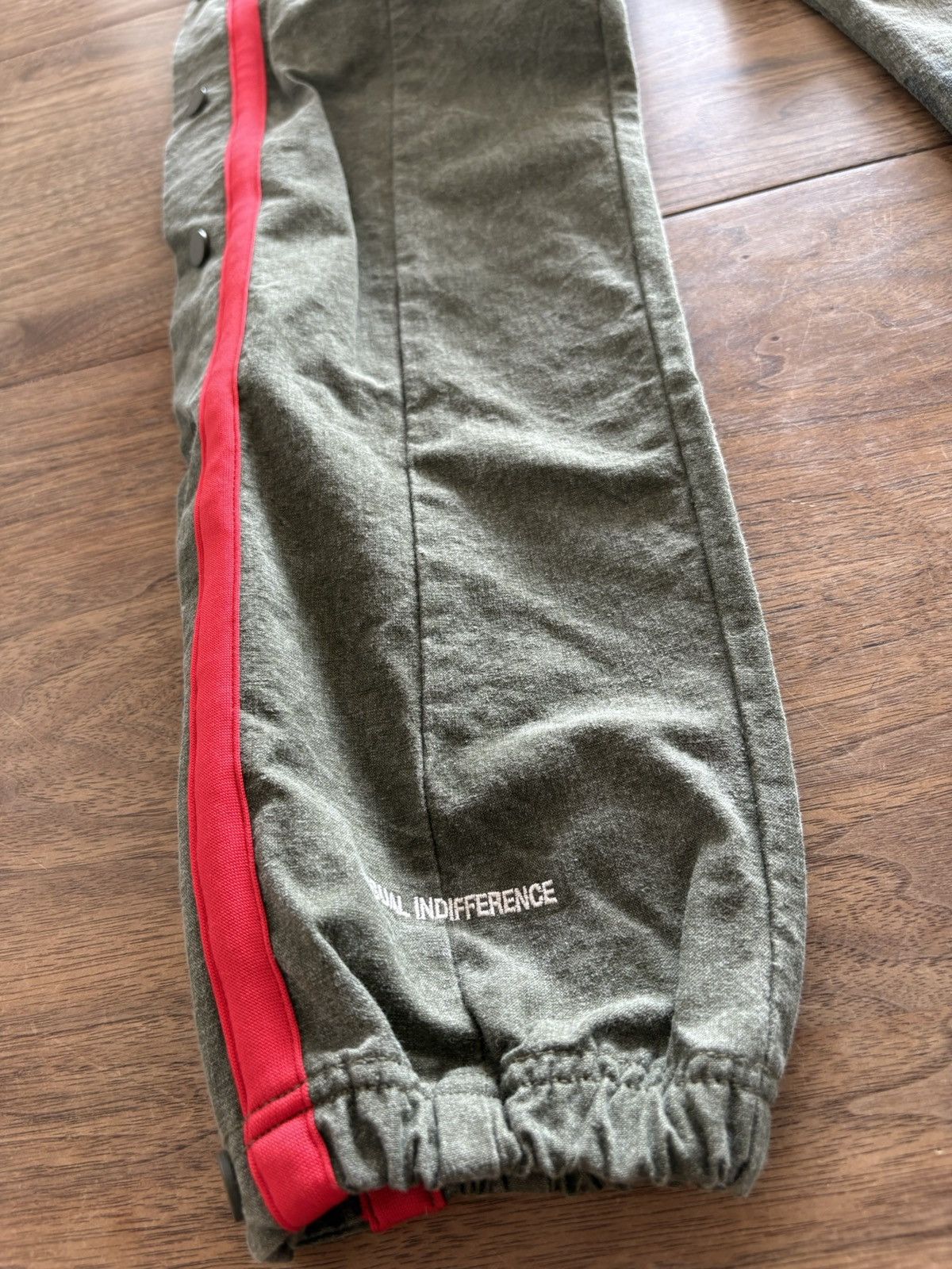 READYMADE BNWT Track Pants w/ Snaps Size US 32 / EU 48 - 16 Thumbnail