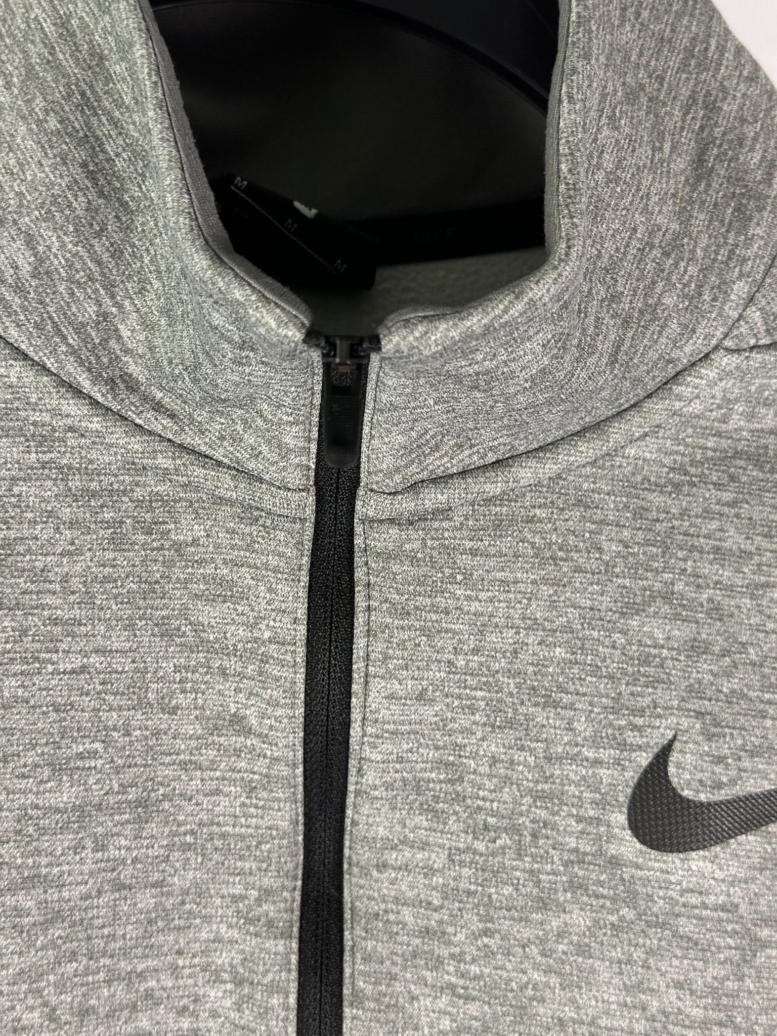 Nike Nike Pullover Mens M Dri-FIT Quarter Zip Heather Gray Long Size US M / EU 48-50 / 2 - 3 Thumbnail