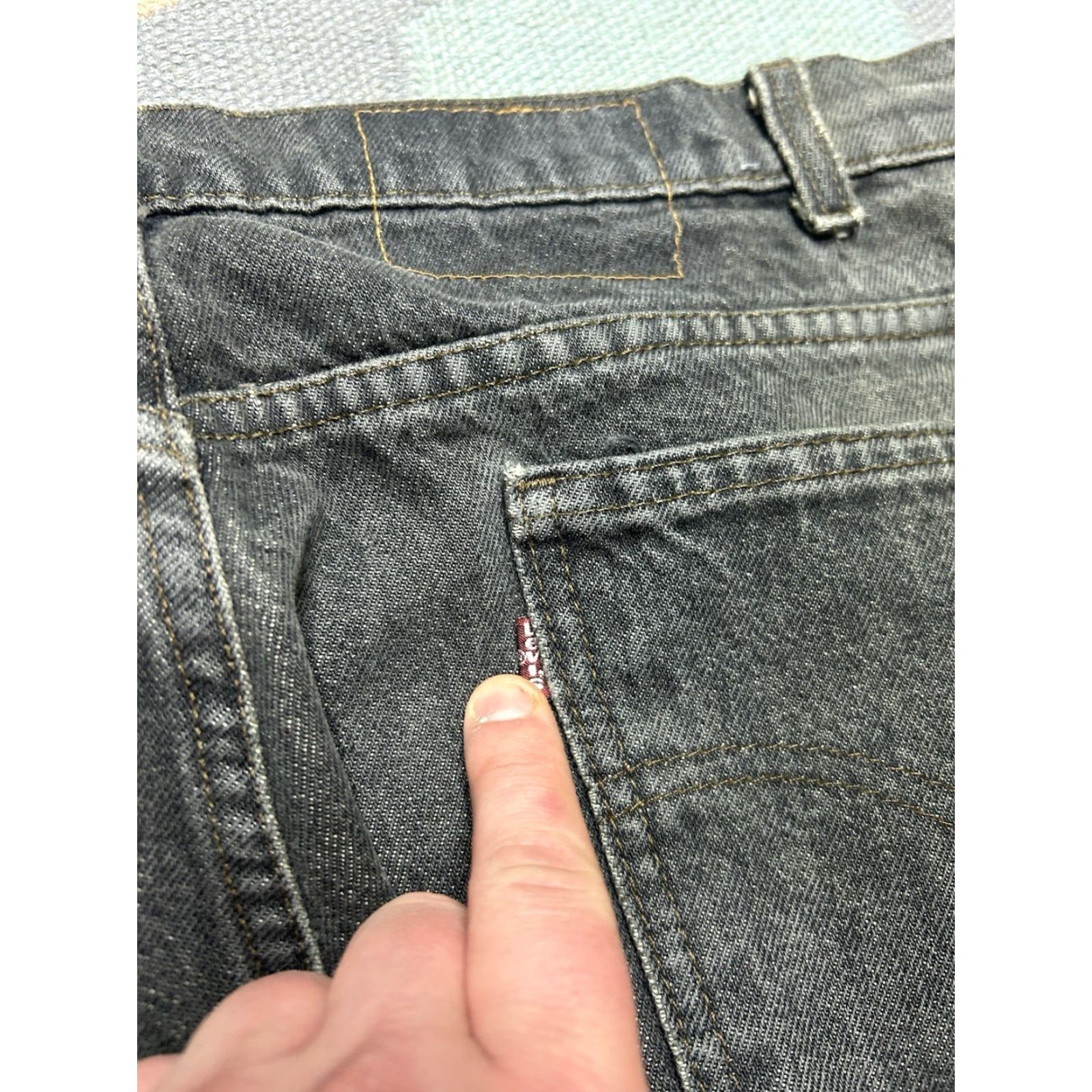 VINTAGE Levi’s 505 Jeans Men Regular Straight 36 Black Distressed 90s Skater 29in Inseam