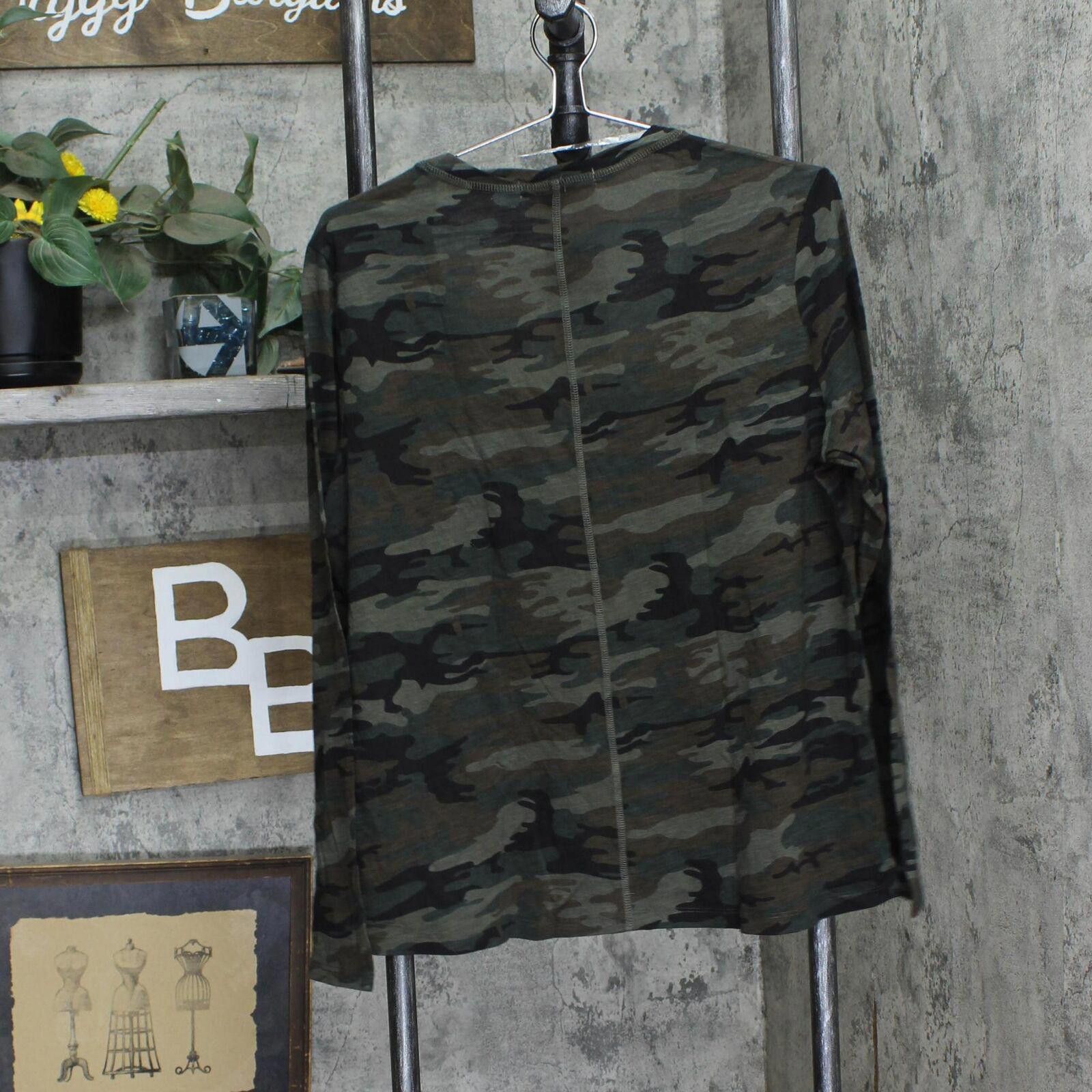 Sanctuary NWT Social Standard by Sanctuary T-Shirt Tee L Camo Green Size L / US 10 / IT 46 - 2 Thumbnail