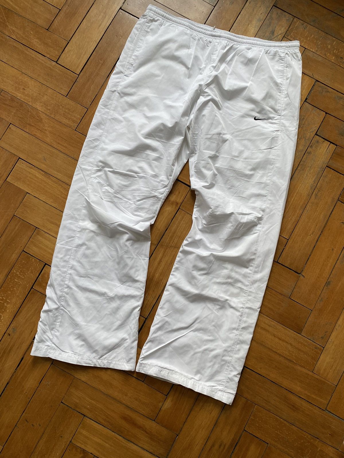 Nike × Vintage Vintage Nike Nylon Pants Very Rare Size L Size US 32 / EU 48 - 2 Thumbnail