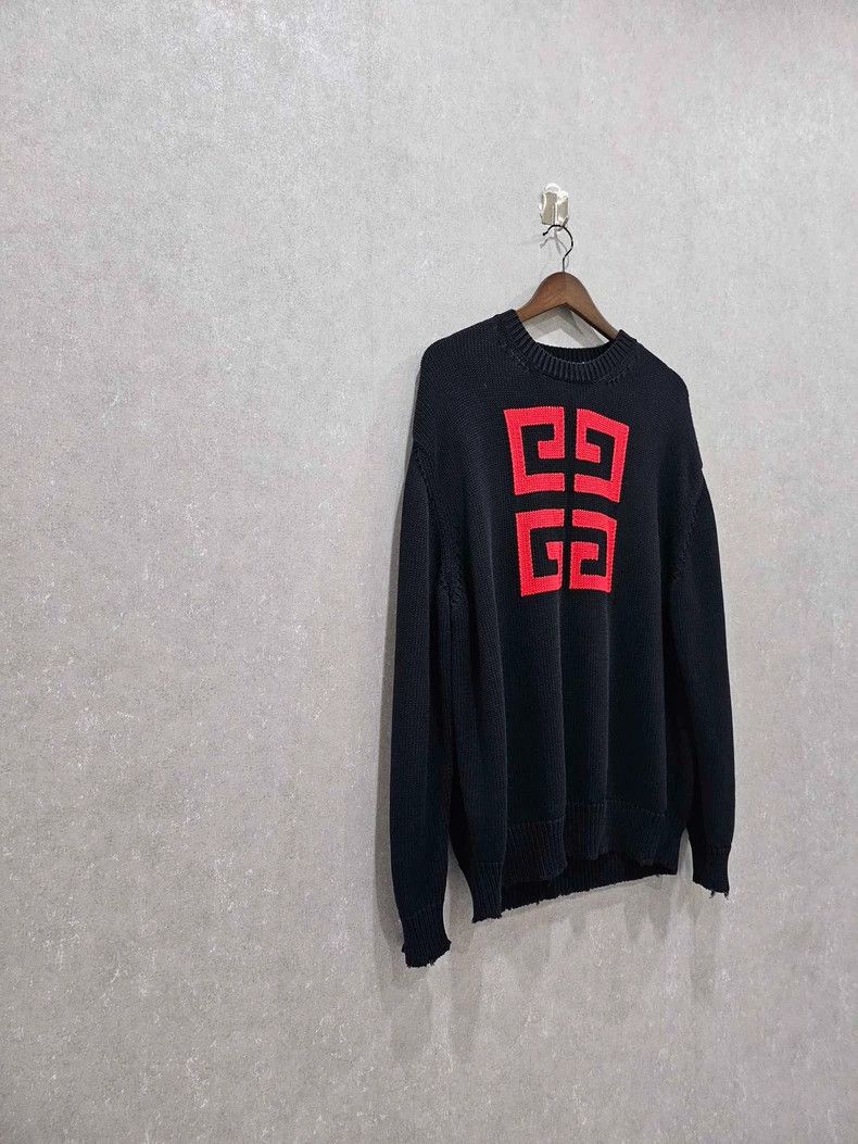 Givenchy Givenchy Logo pattern round neck loose fit long sleeve swe Size US L / EU 52-54 / 3 - 3 Thumbnail