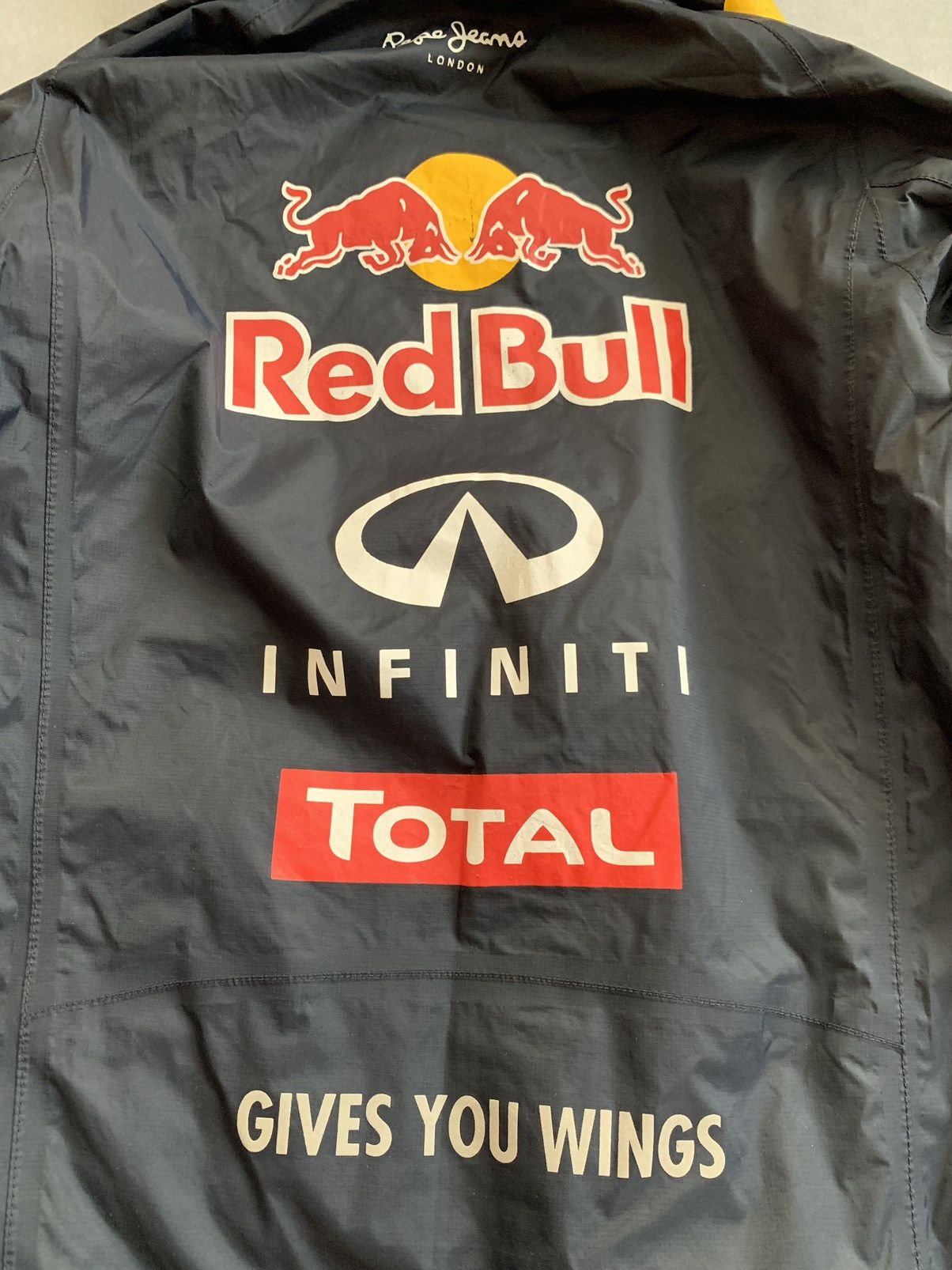 Formula 1 × Red Bull RED BULL/INFINITI F1 RACING TEAM RAIN JACKET PEPE JEANS Size US XS / EU 42 / 0 - 14 Thumbnail